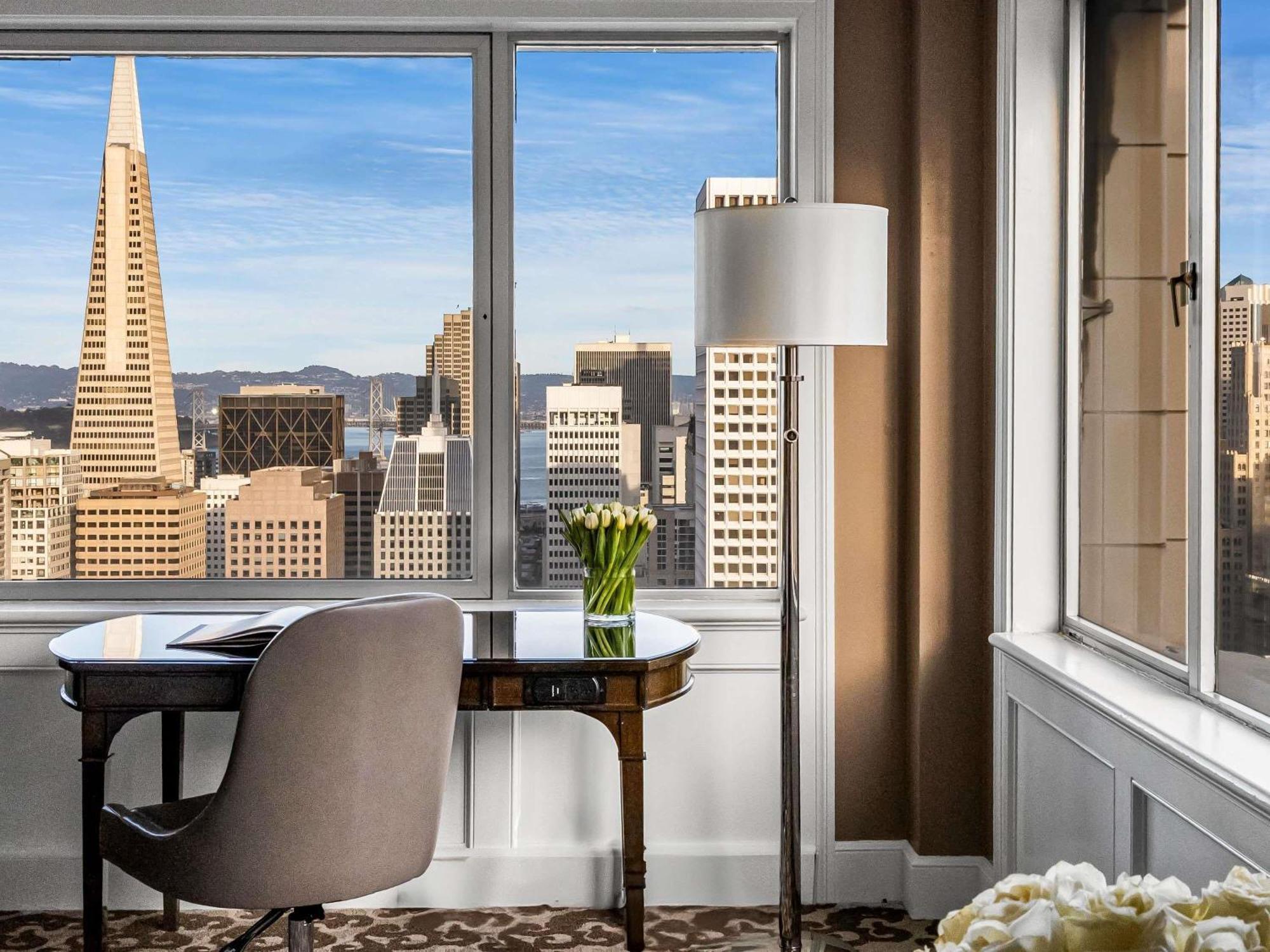 Chambre d'Angle Lit King-Size Signature - Vue sur Horizon