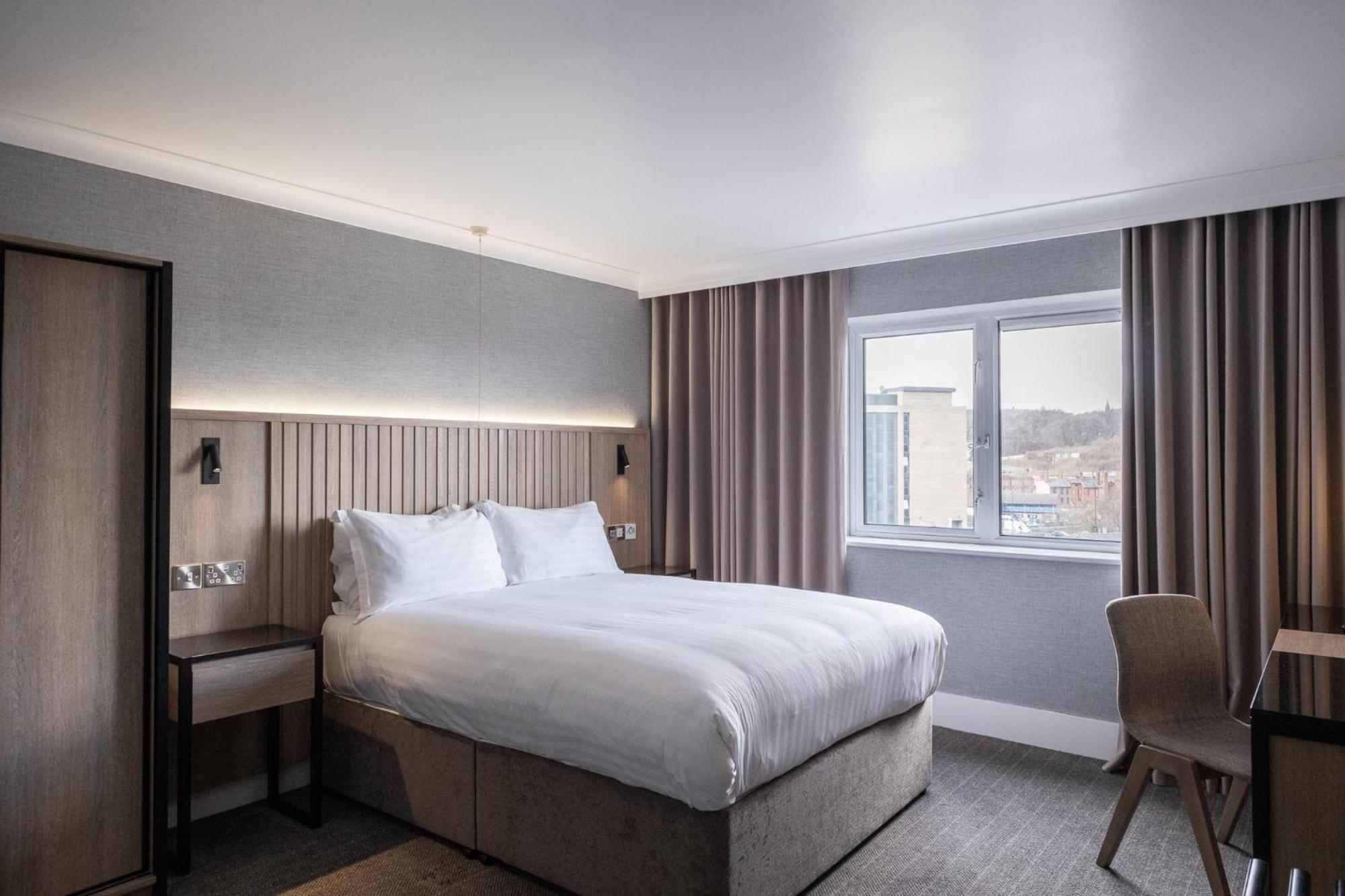 Semi-Accessible Room 1 Double Bed
