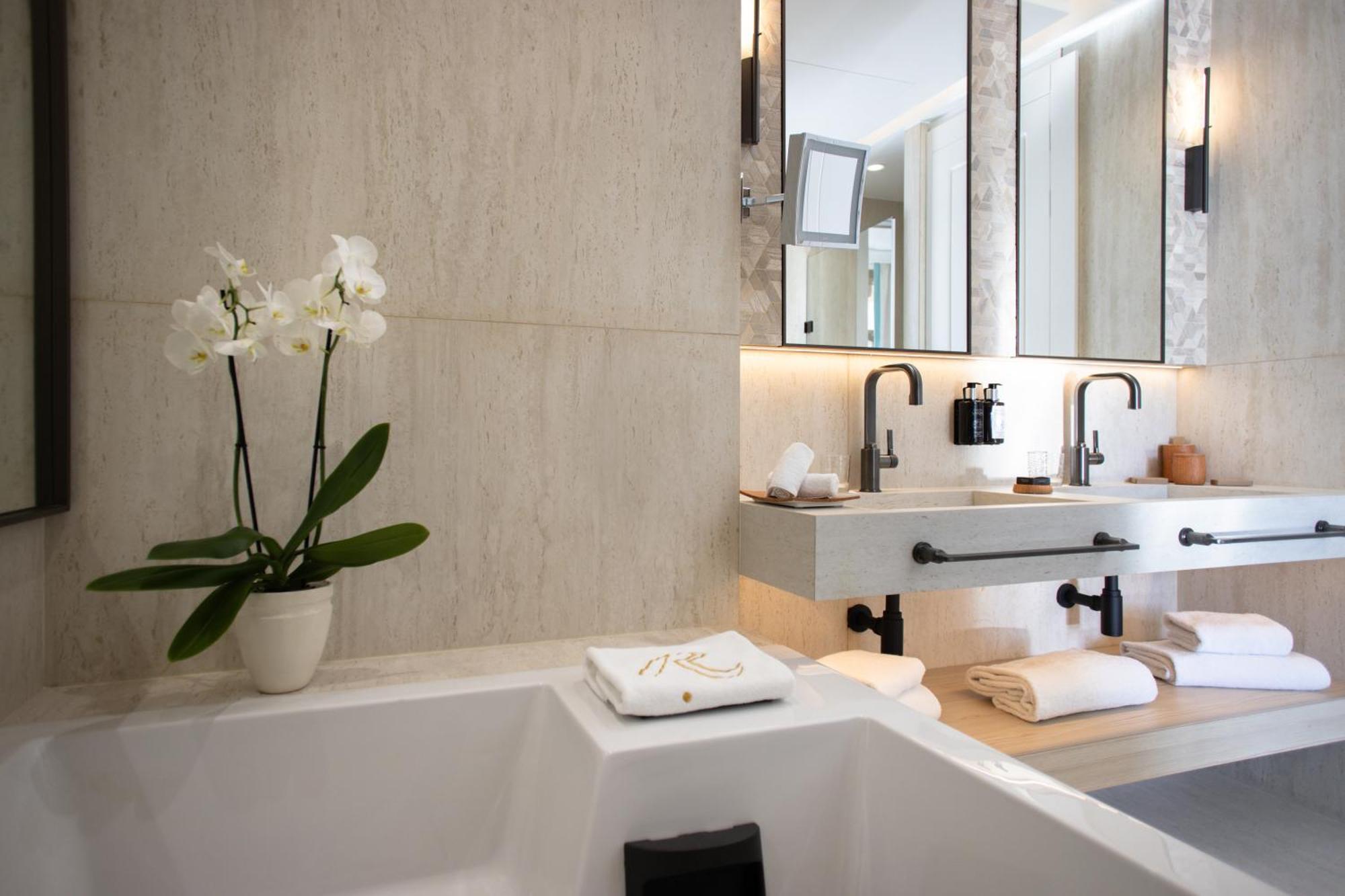 Suite Superior con Vista Mare