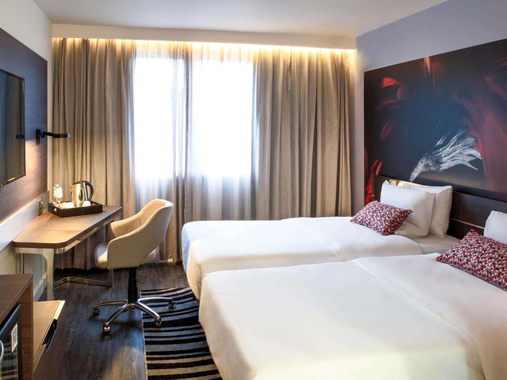 Superior Apartment with Twin Beds