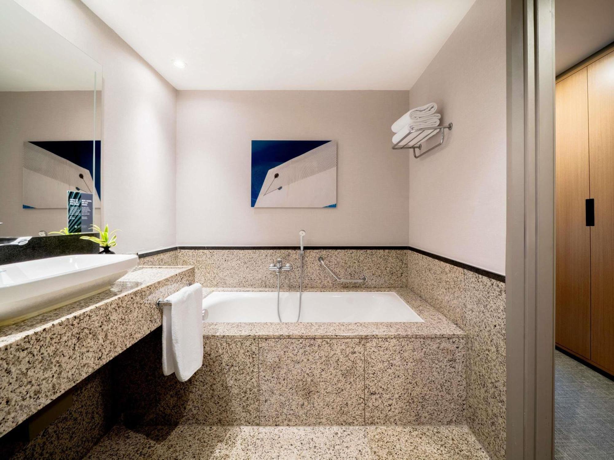 Premium Executive King Room with Executive Lounge Access