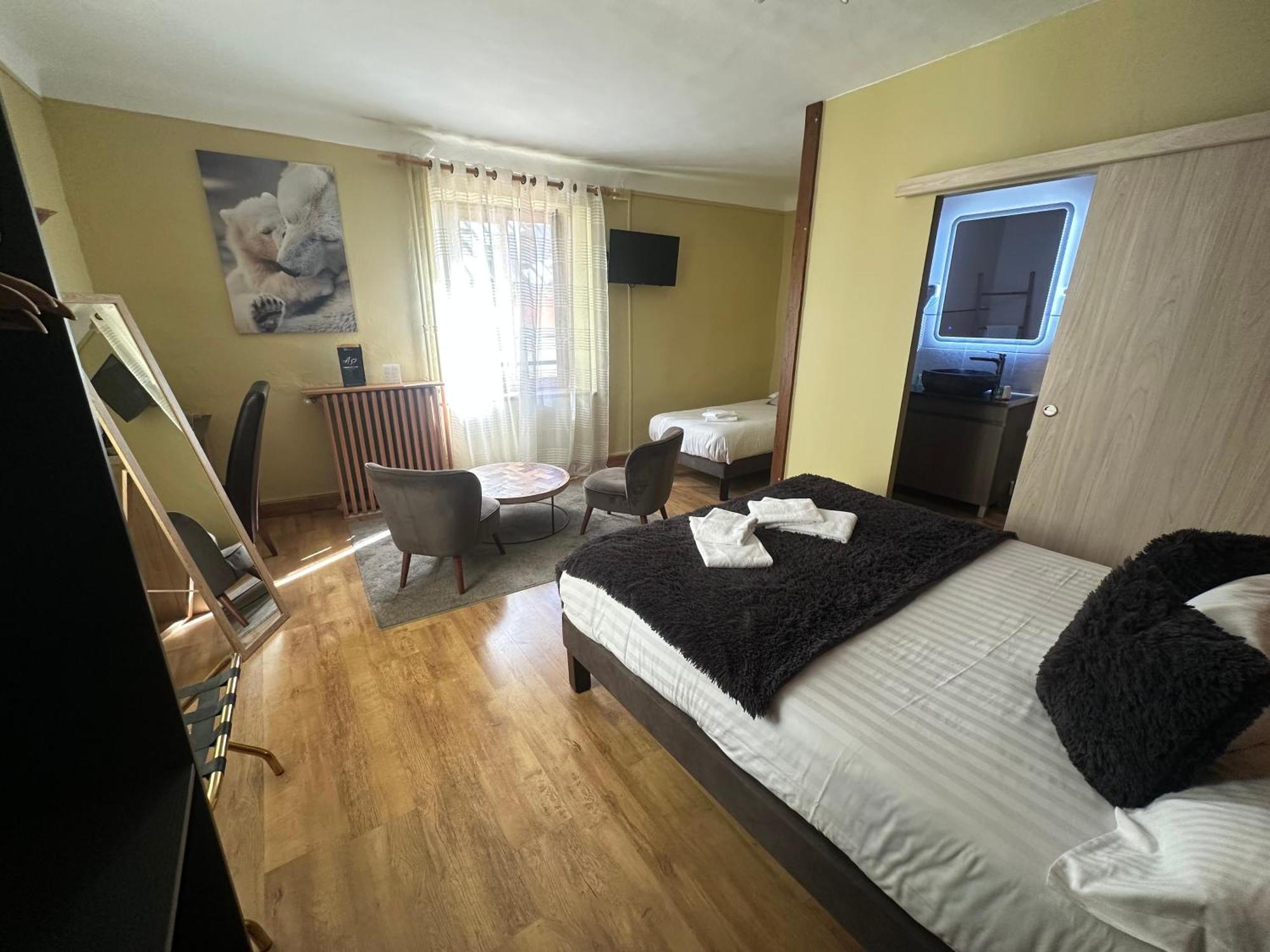 Standard Triple Room
