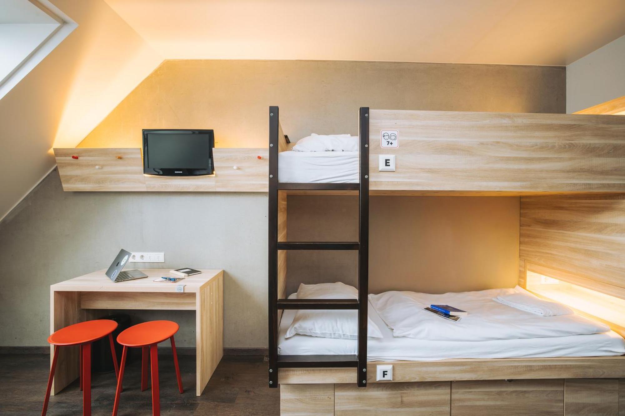 6 Bed Room,1717052262:JPEG