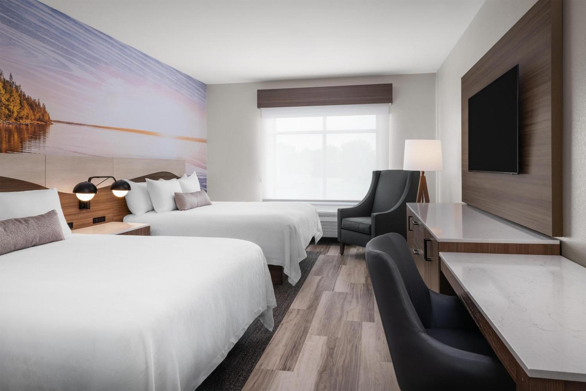Queen Room with Two Queen Beds - Non Smoking