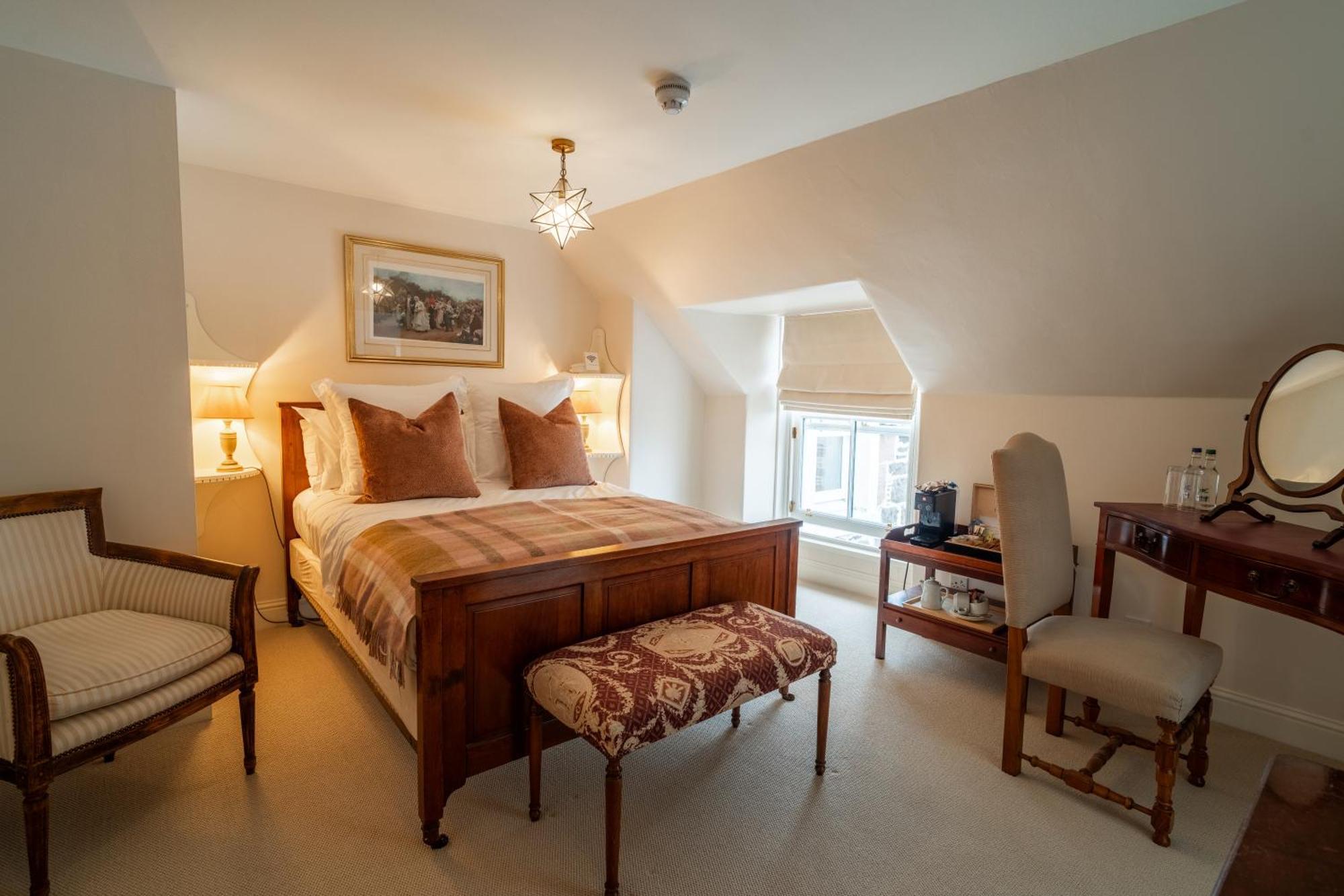 Double Room with Private Bathroom
