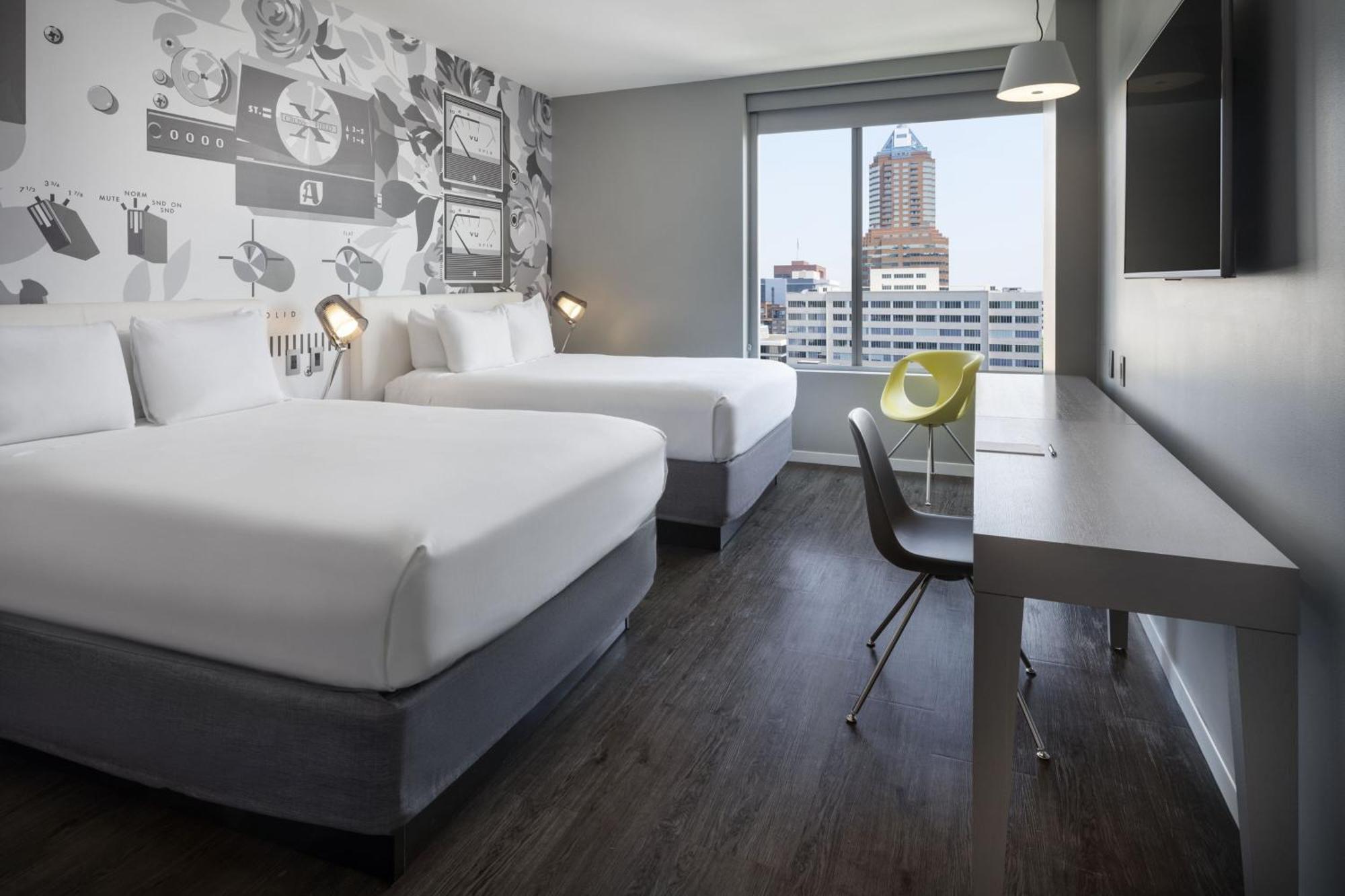 Double Queen Room