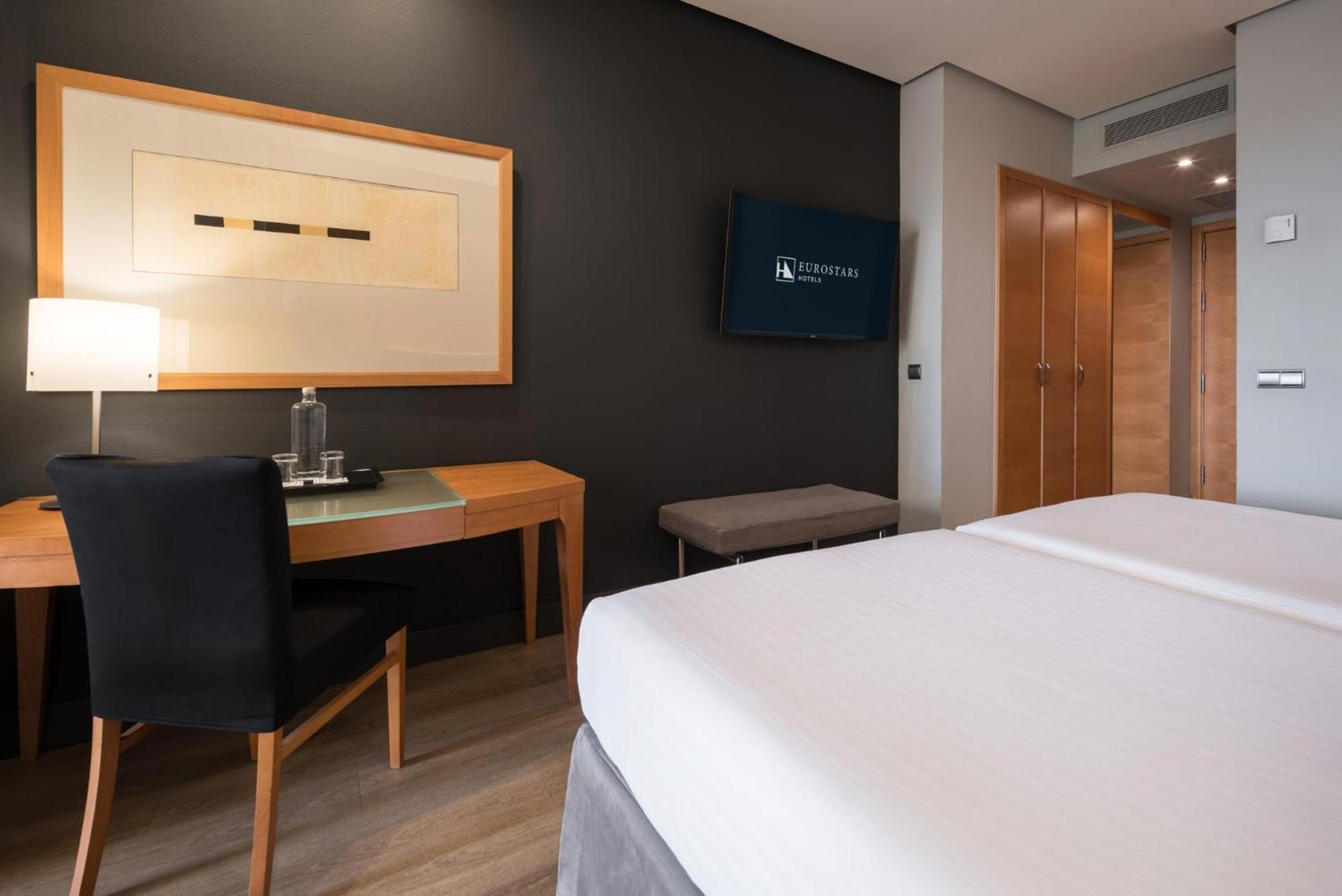 Quarto Familiar com Terraço
