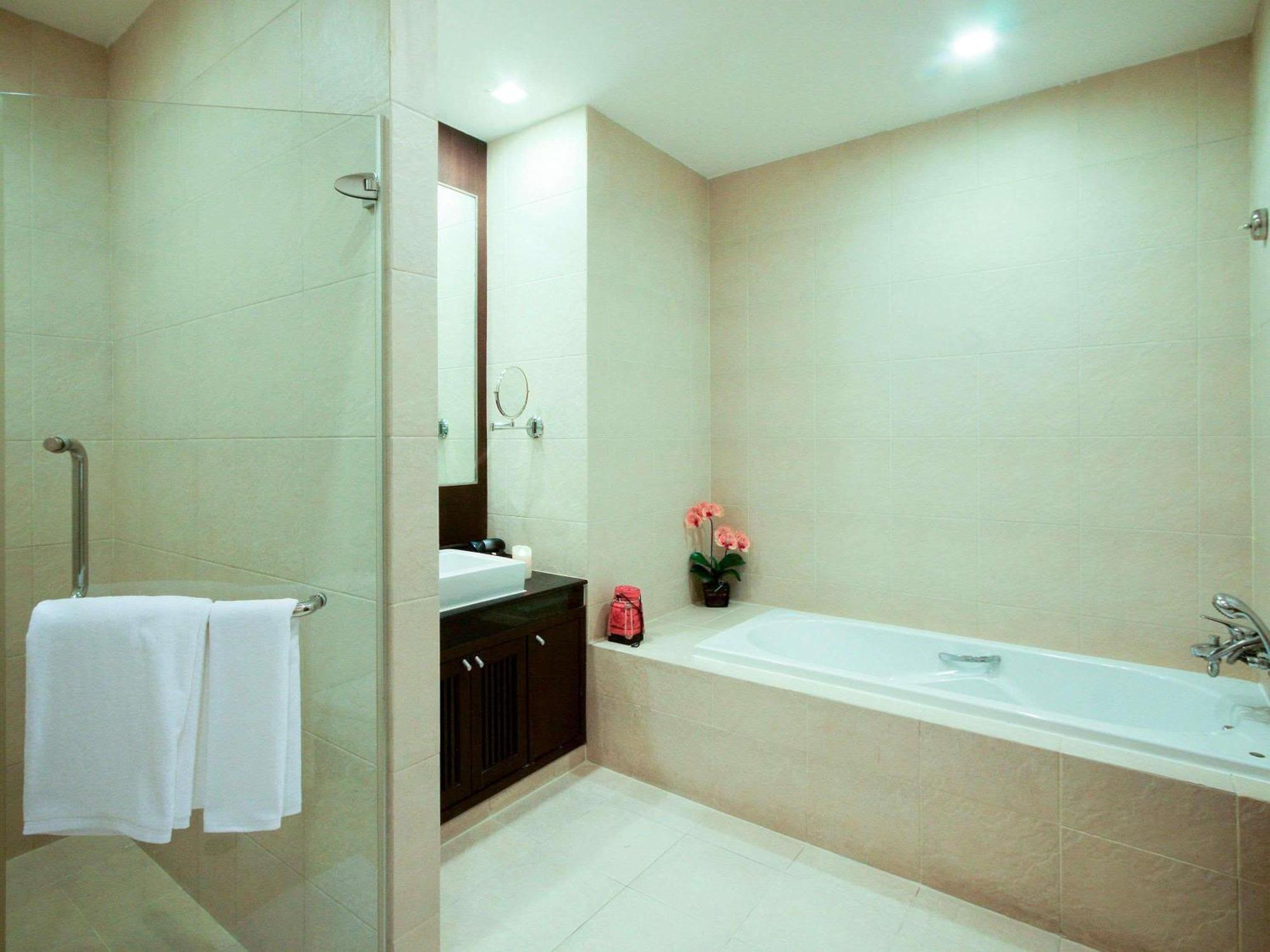 Executive King Suite