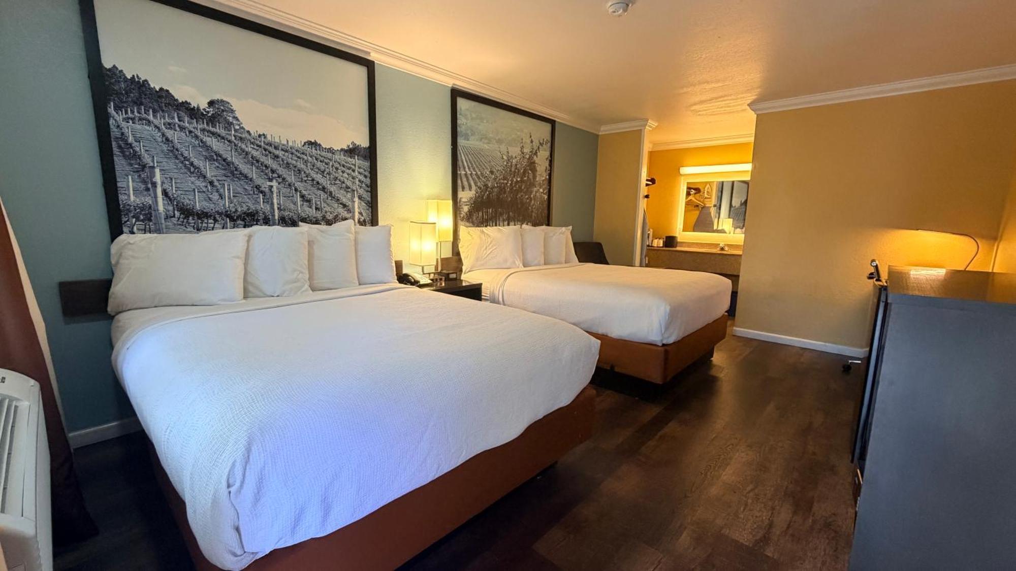 Queen Room Two Queen Beds Disability Access