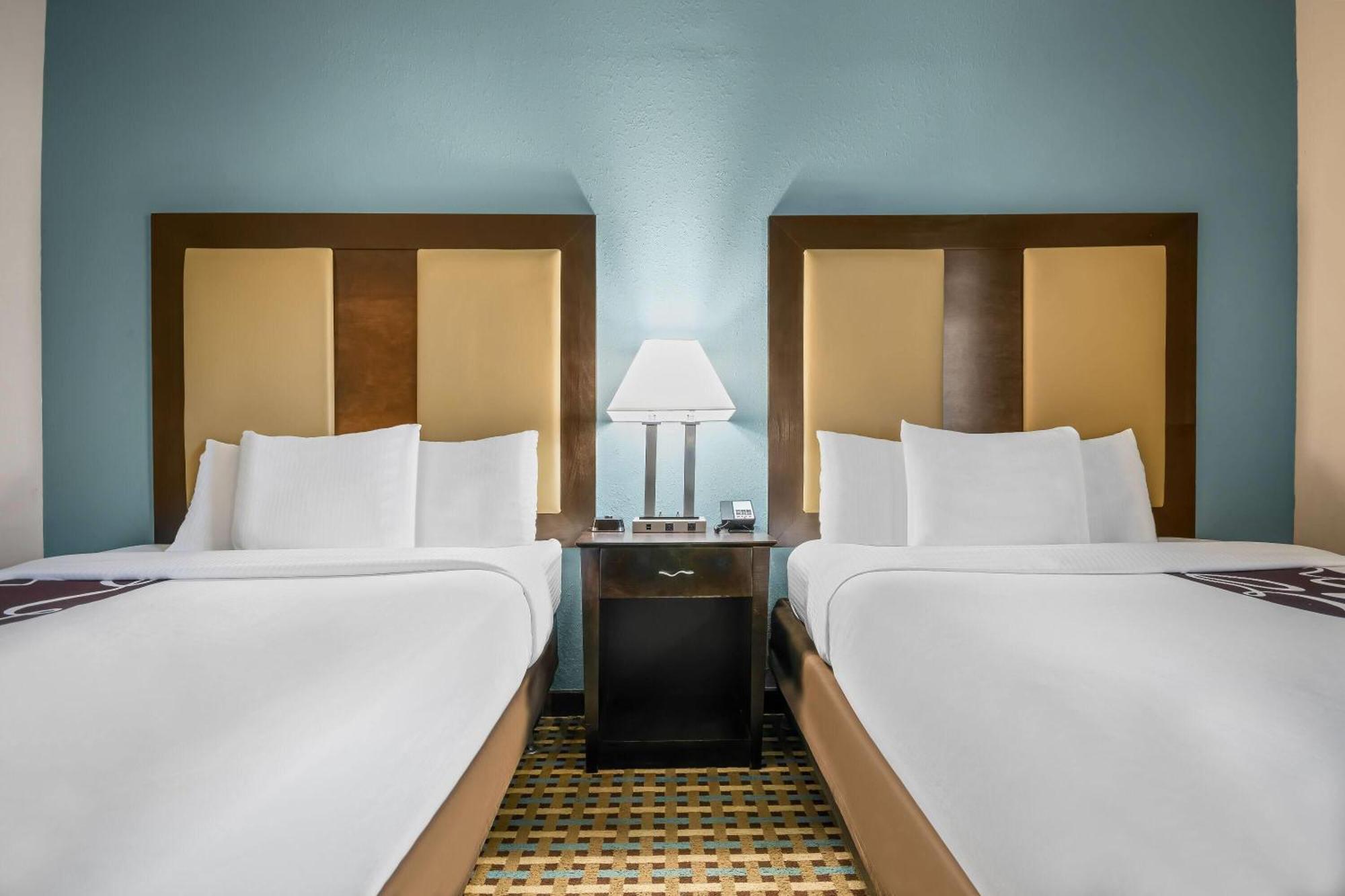 Queen Room with Two Queen Beds - Mobility/Hearing Accessible