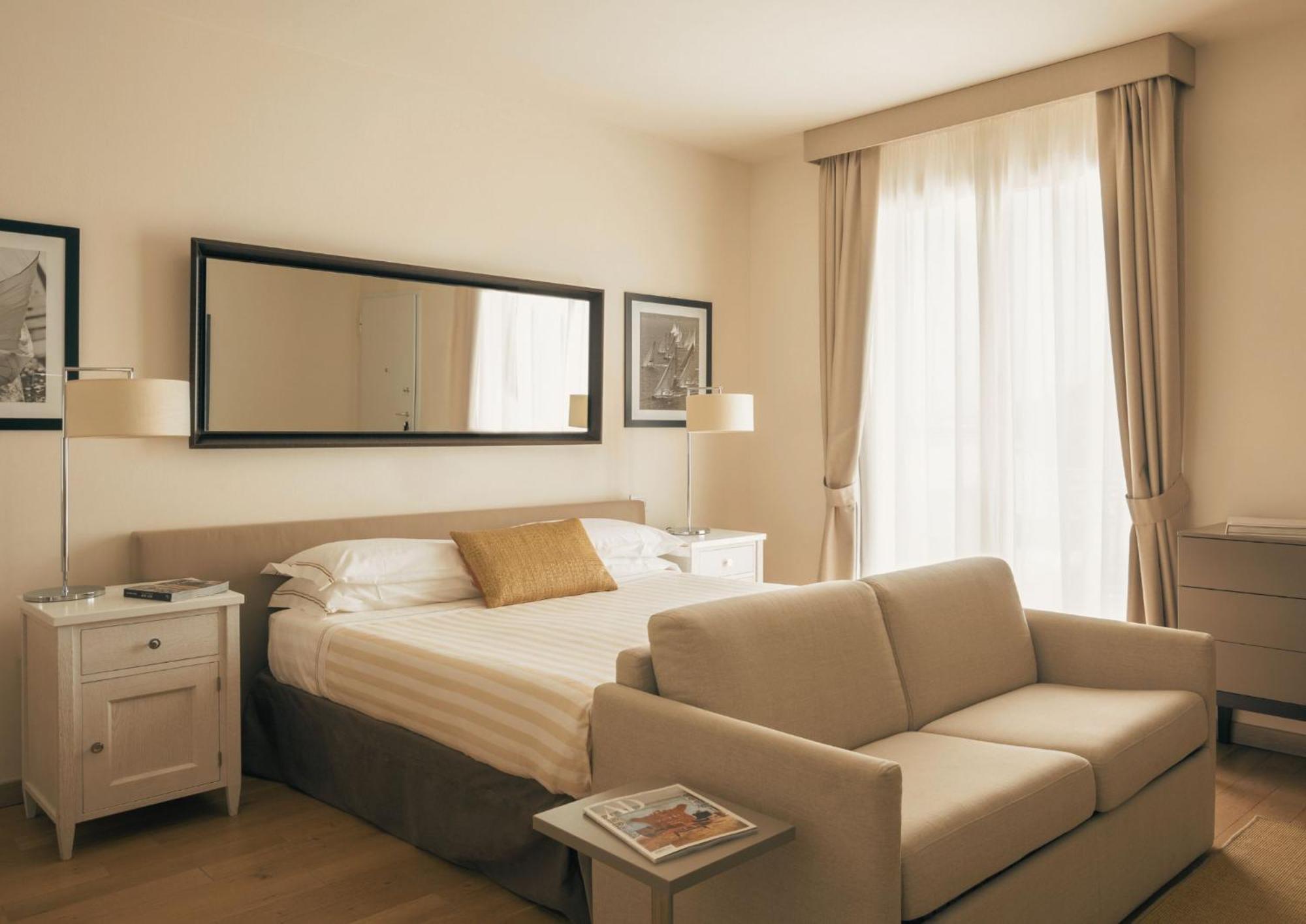 Large Double Room