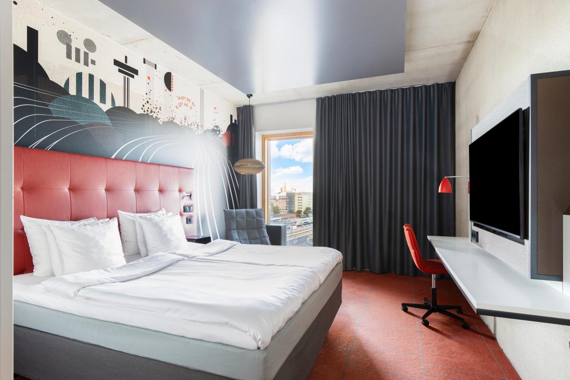 Standard King Room