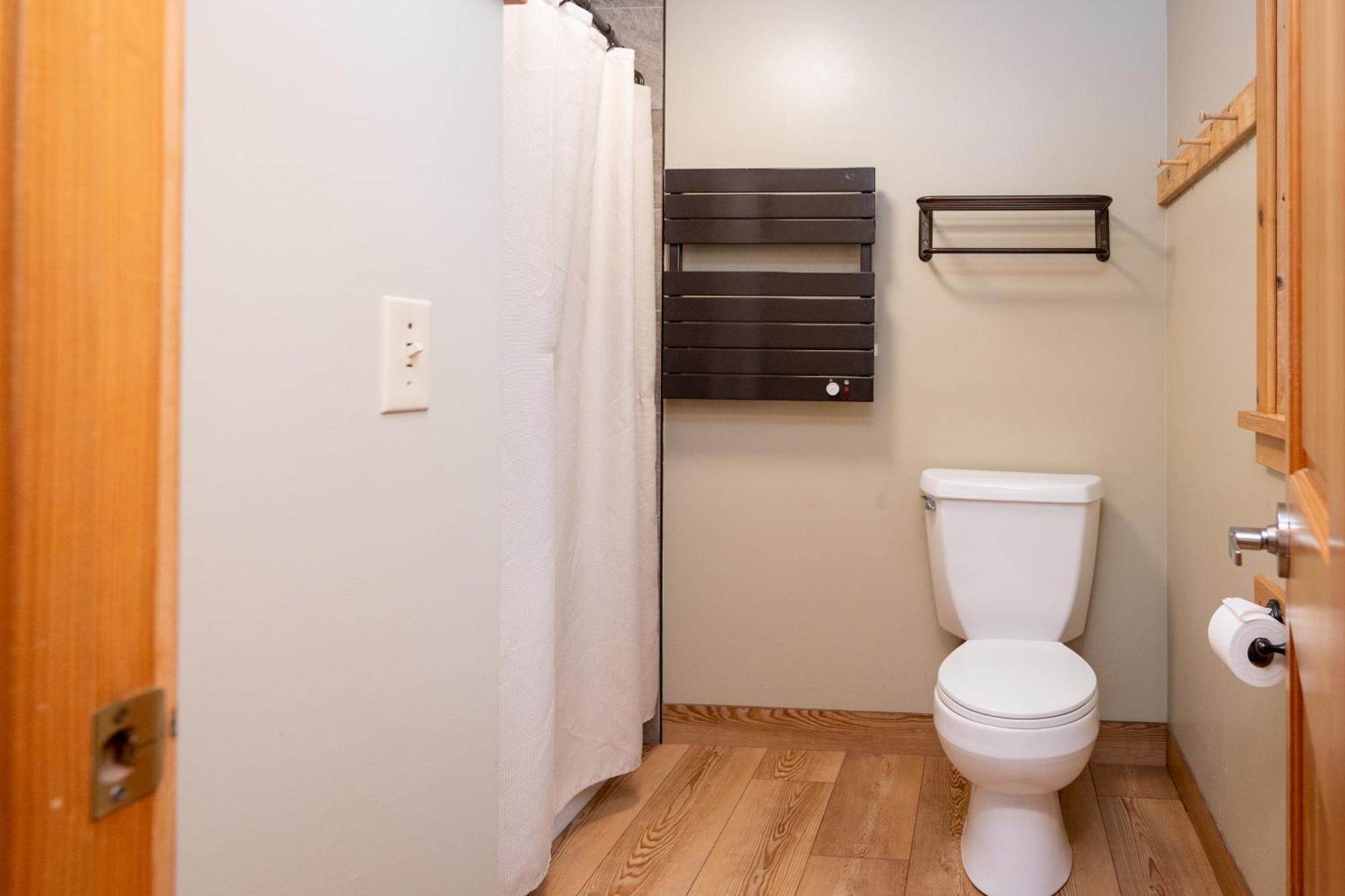 Double Alcove