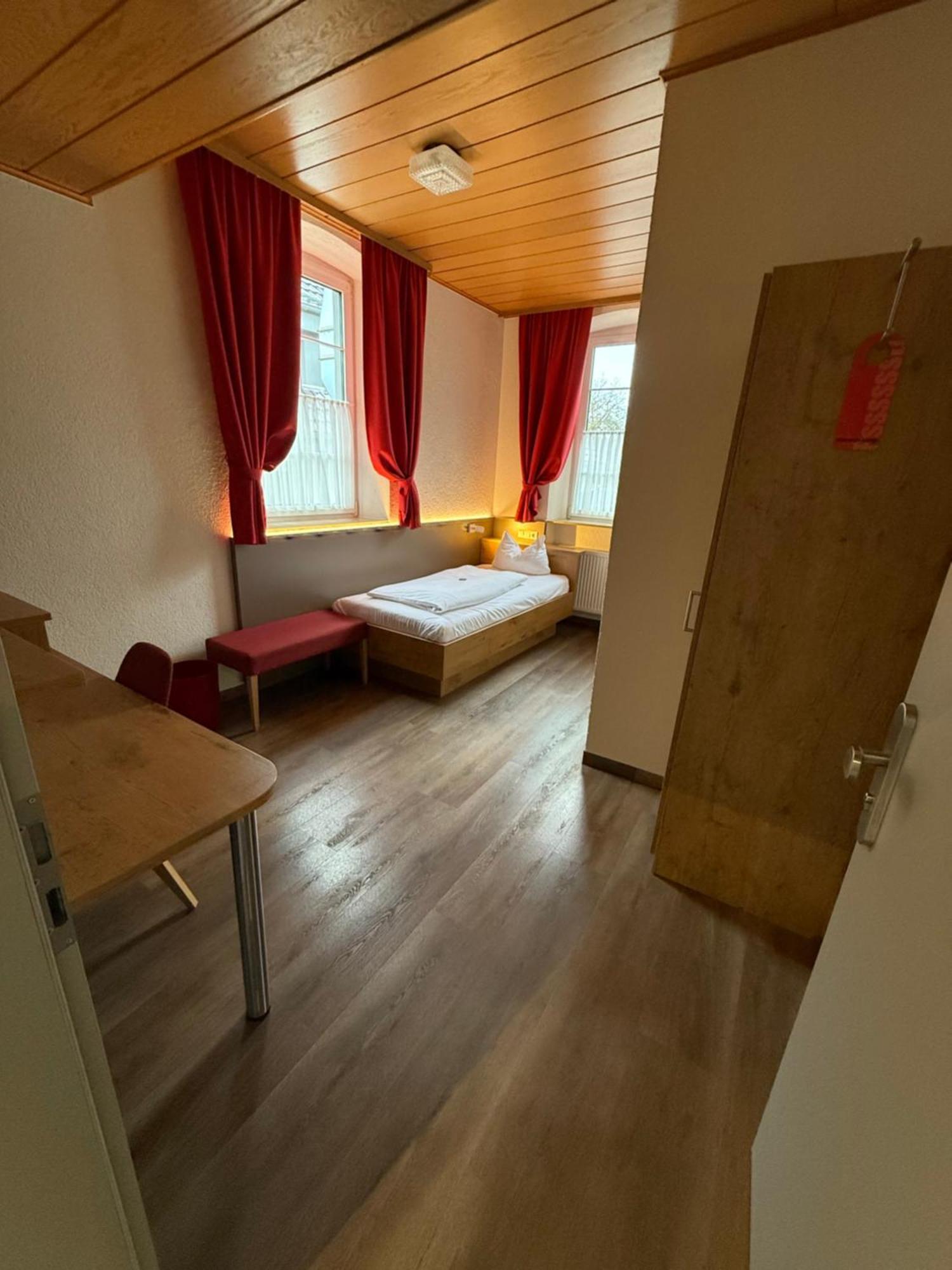 Standard Single Room,1723057912:JPEG