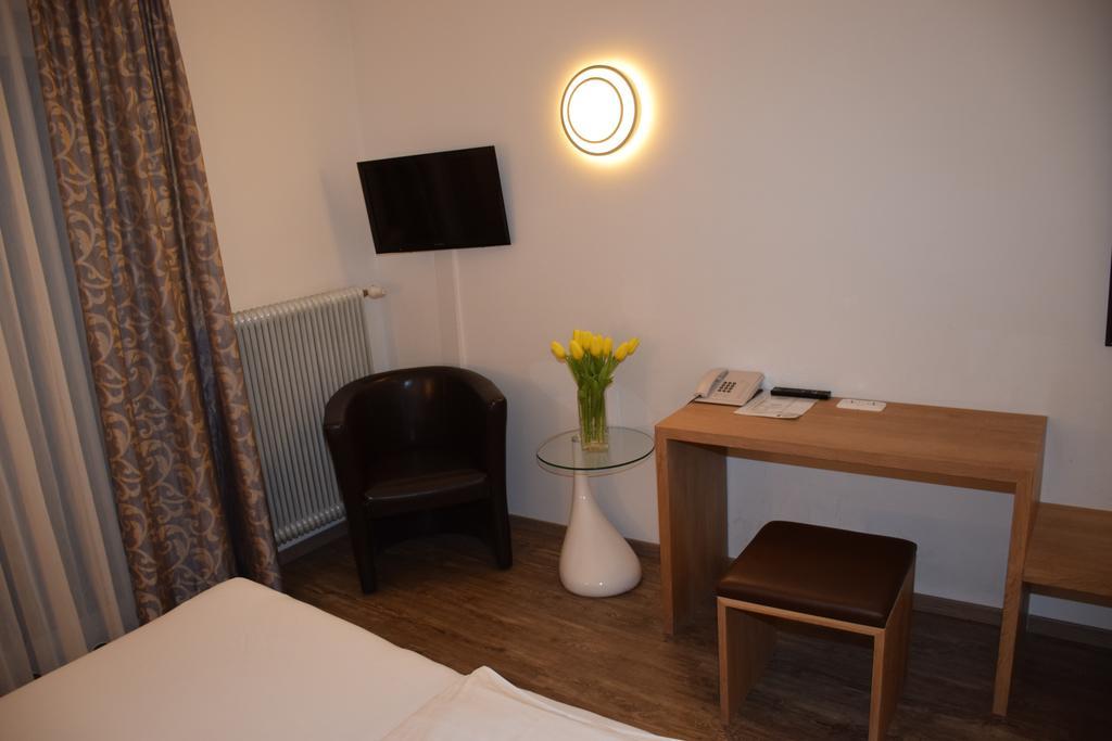 Doppelzimmer mit Dusche