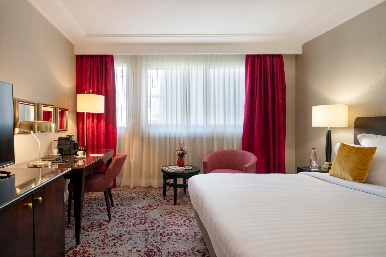 Superior Queen Room