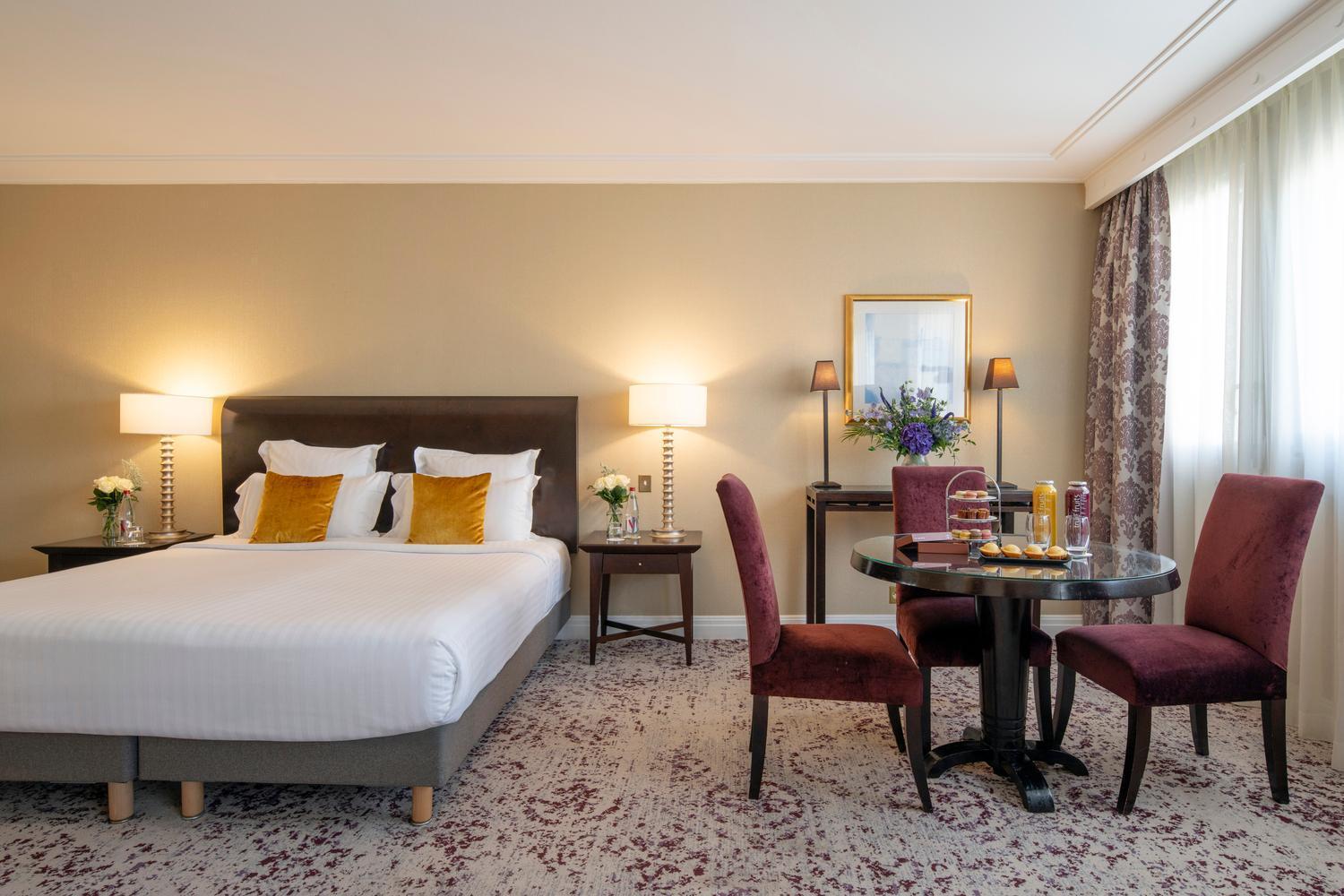 Junior King Suite