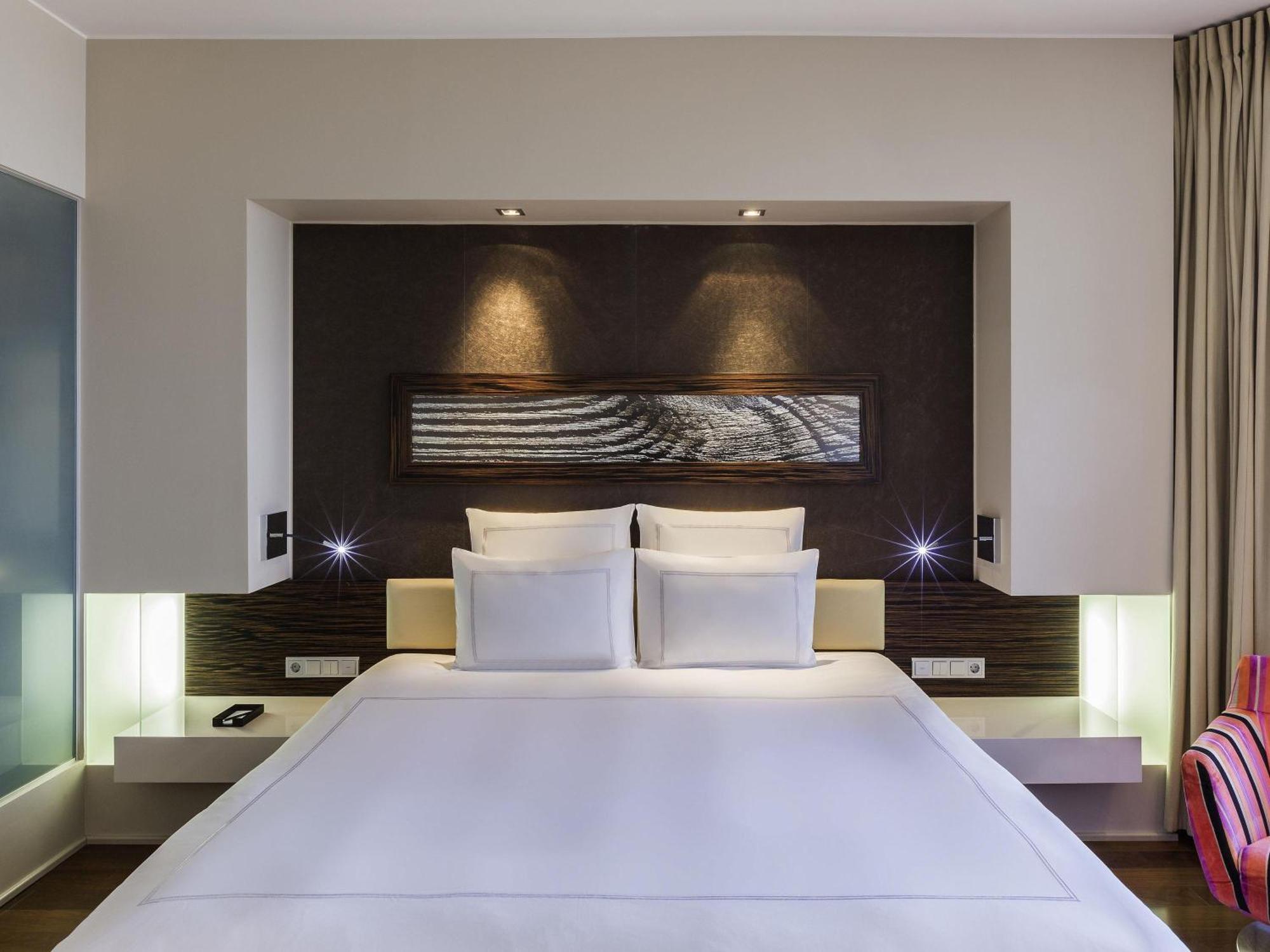 Grand Room Harbour View