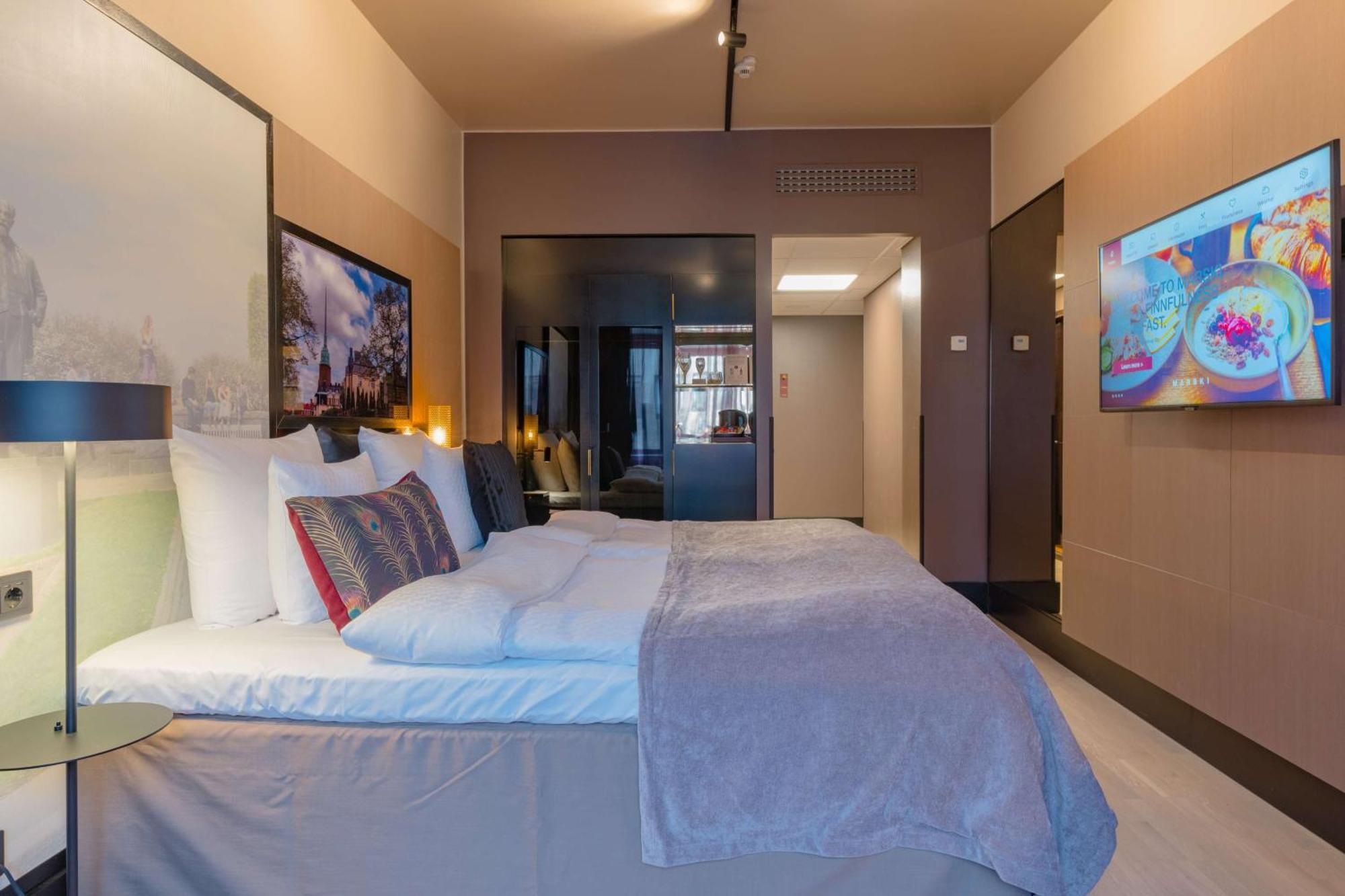 Standard King Room