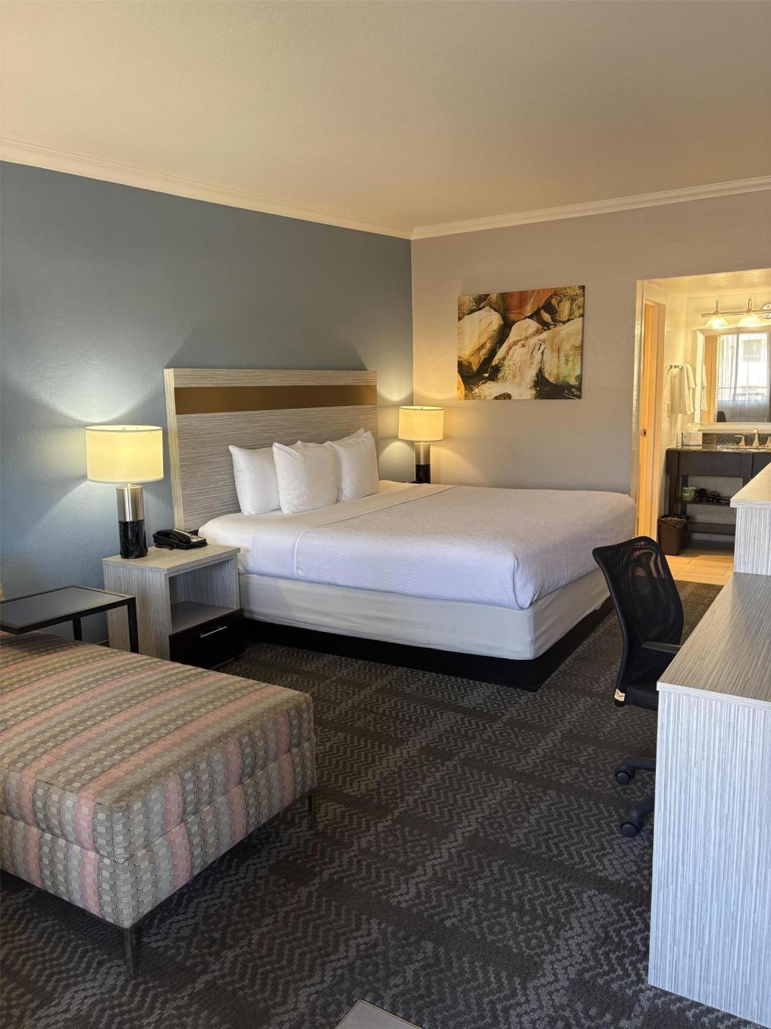 Chambre Lit King-Size - Non-Fumeurs