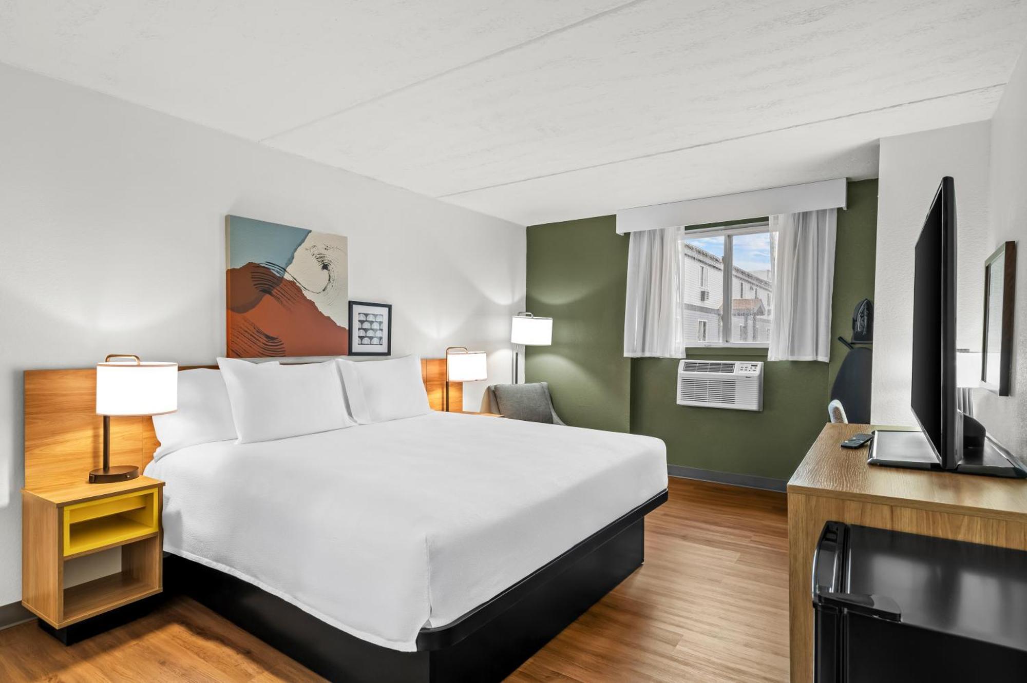 King Room,1730046910:JPEG