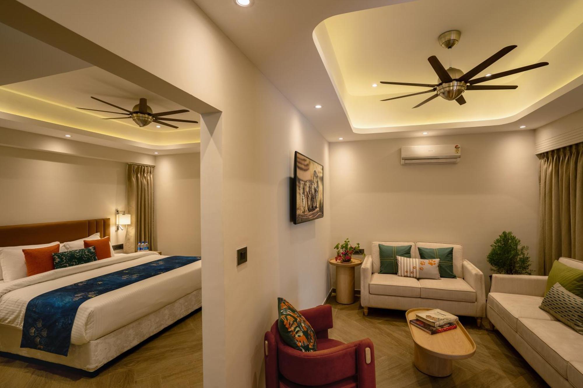 Deluxe Suite with Pool View King Bed