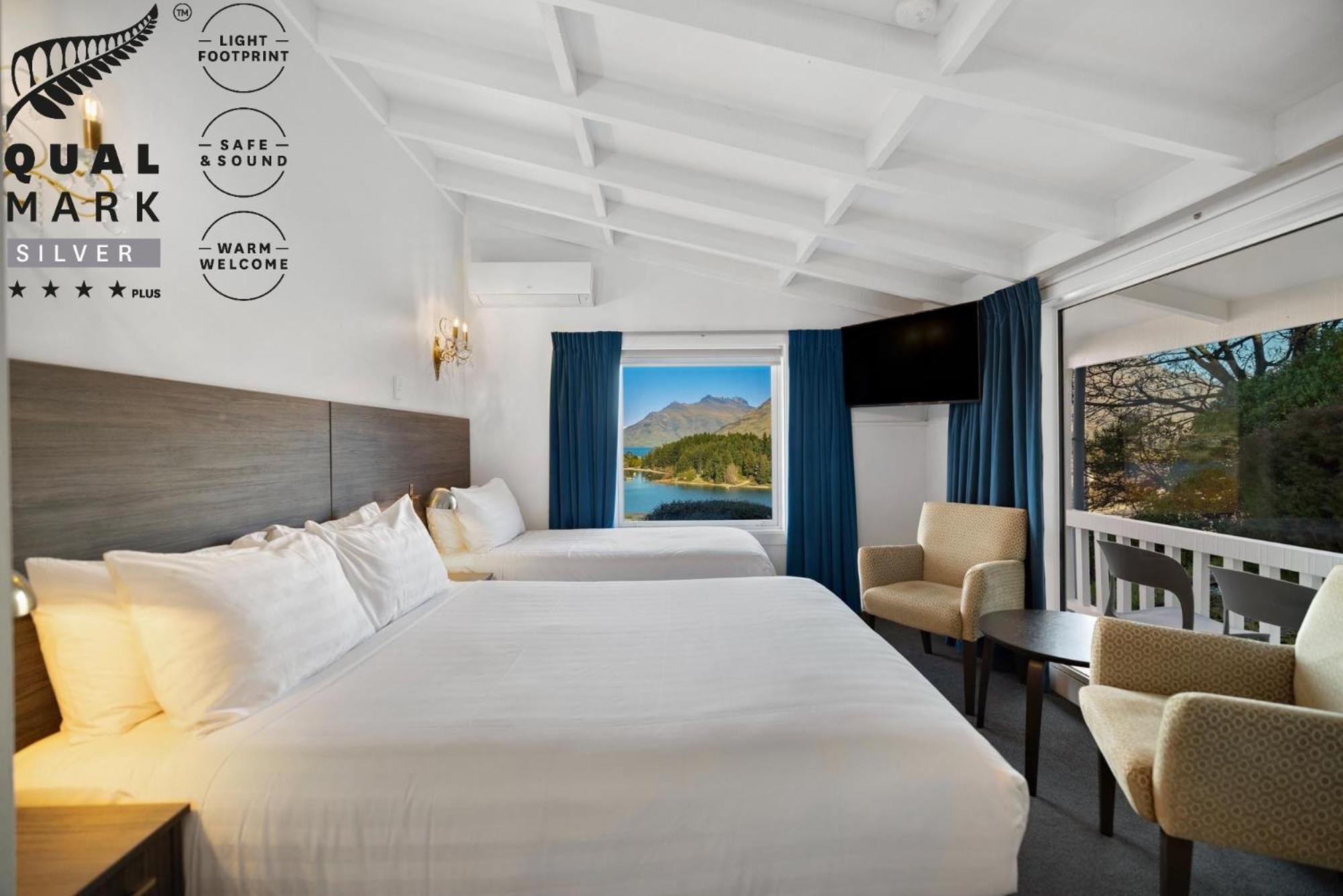 Studio Twin Room a Lake Mountain View