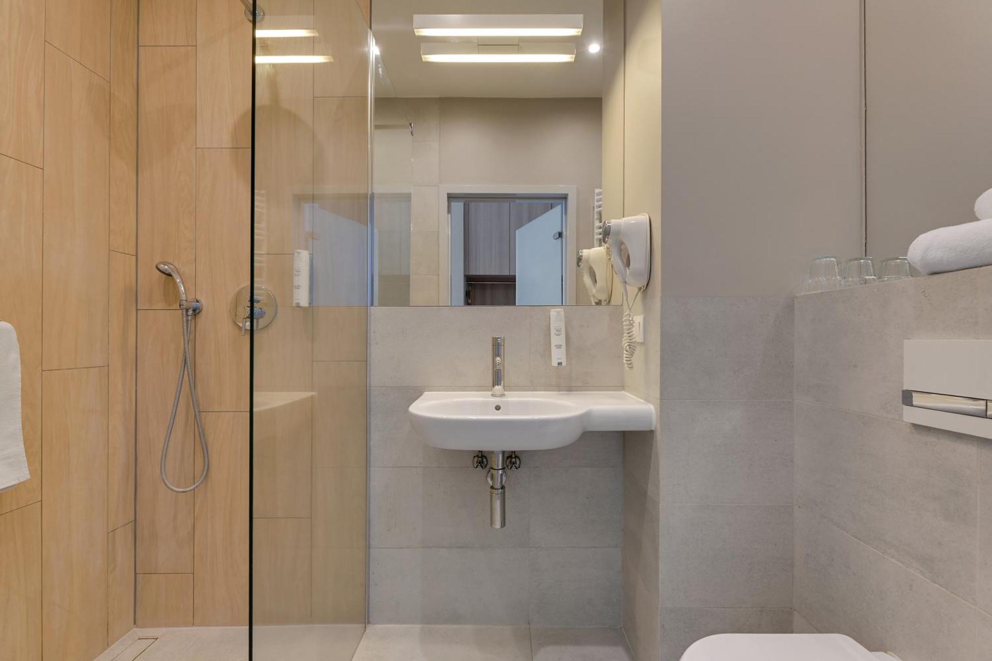 Comfort Double or Twin Room