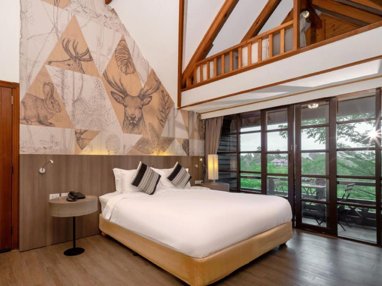 Tree House Junior Suite
