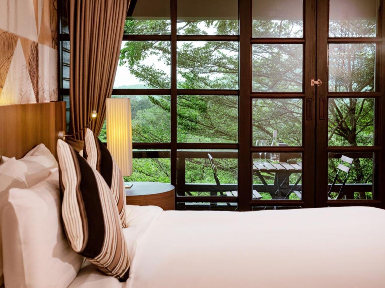 Tree House Junior Suite