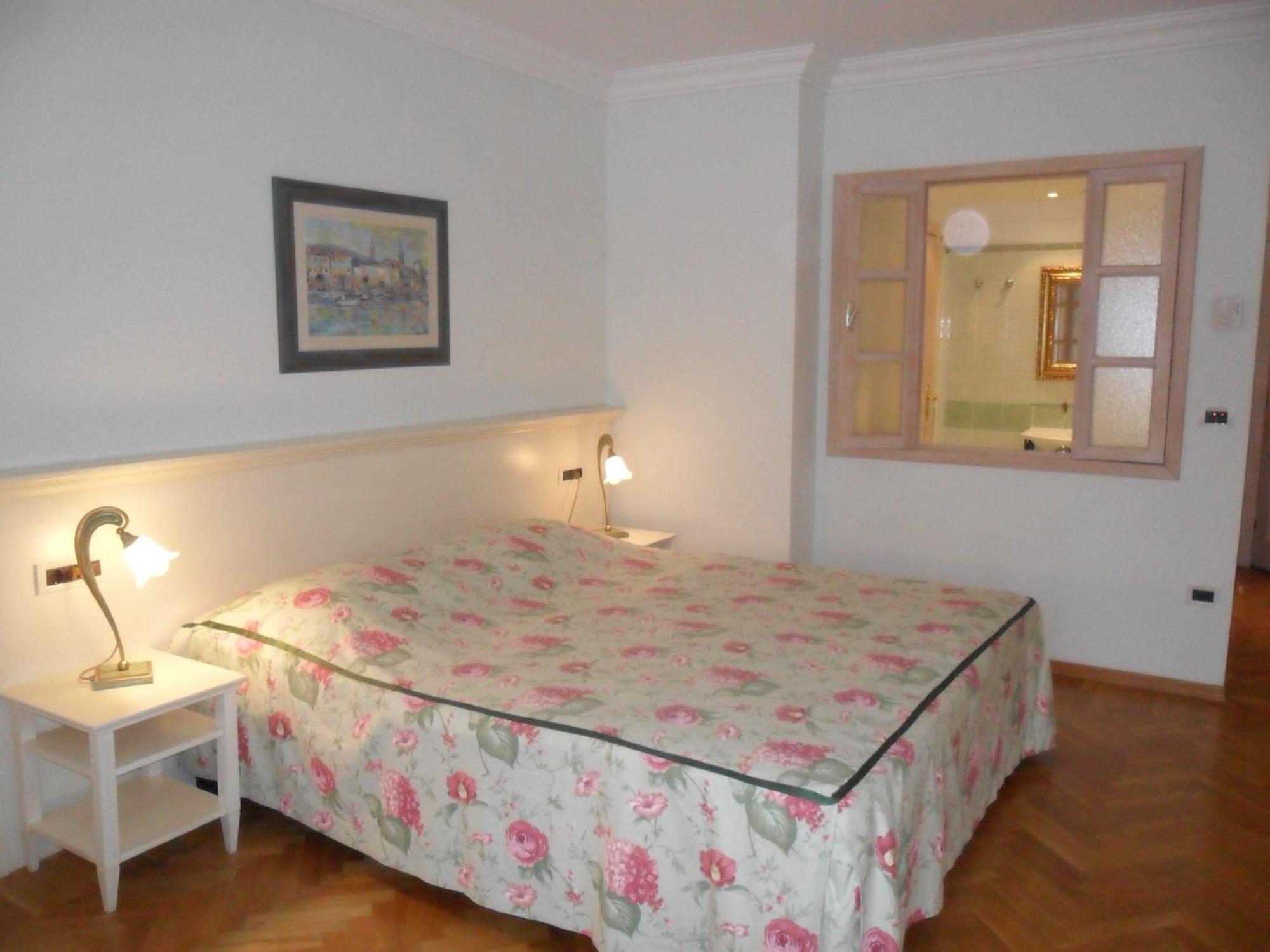 Premium Double Room with Park View