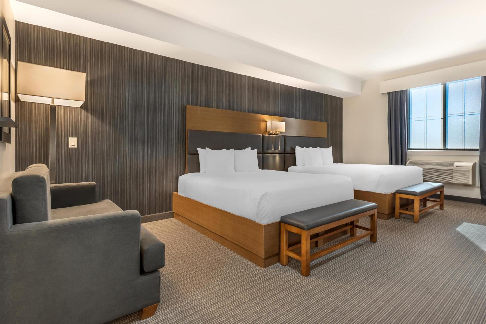 Queen Room Two Queen Beds Kitchenette Non-Smoking