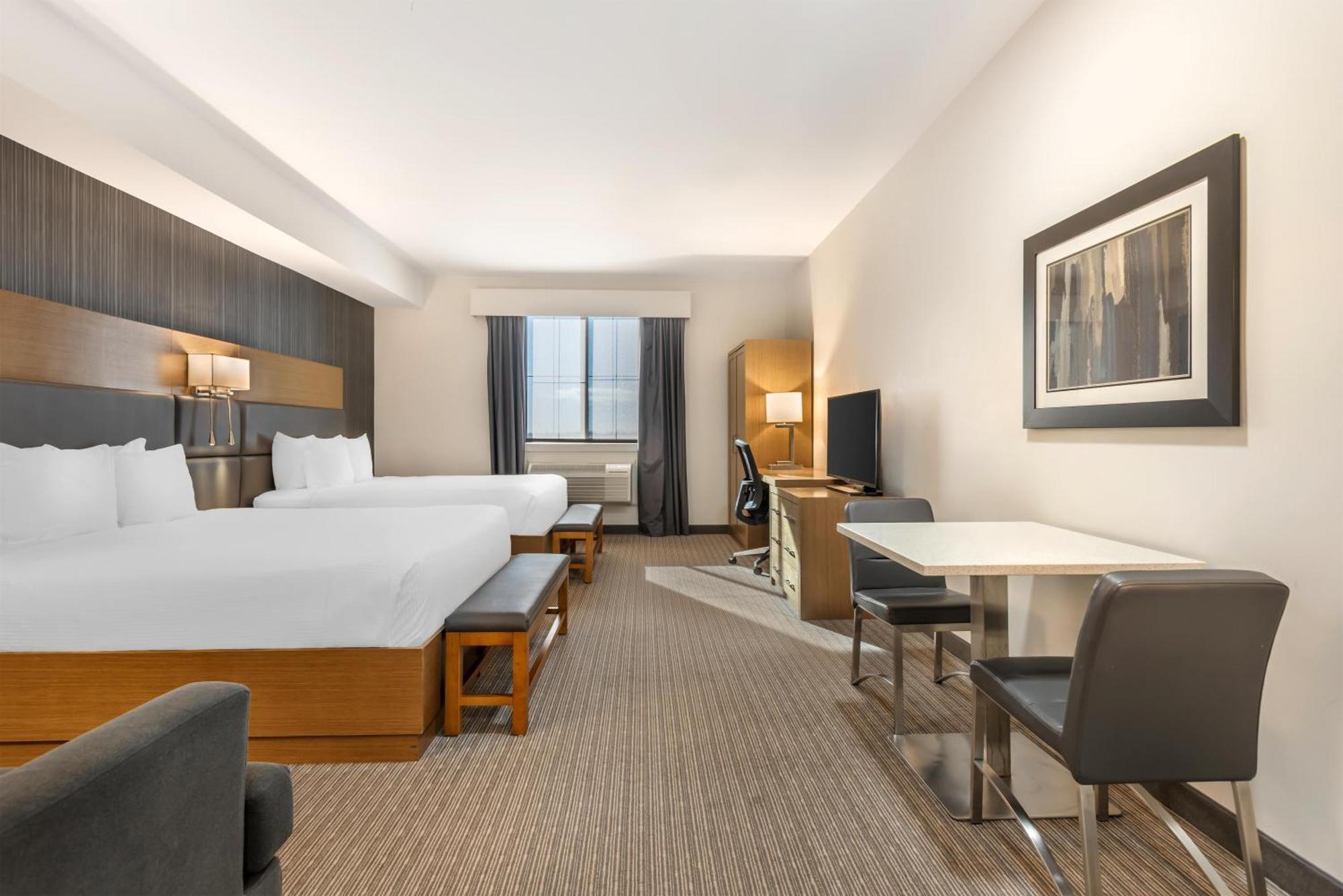 Queen Room Two Queen Beds Kitchenette Non-Smoking