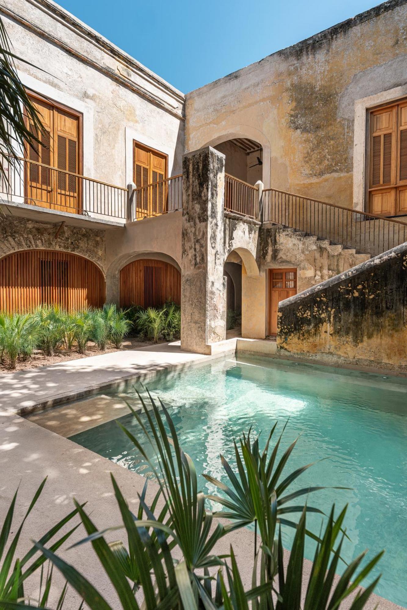 Double Room Pool View,1735412234:JPEG