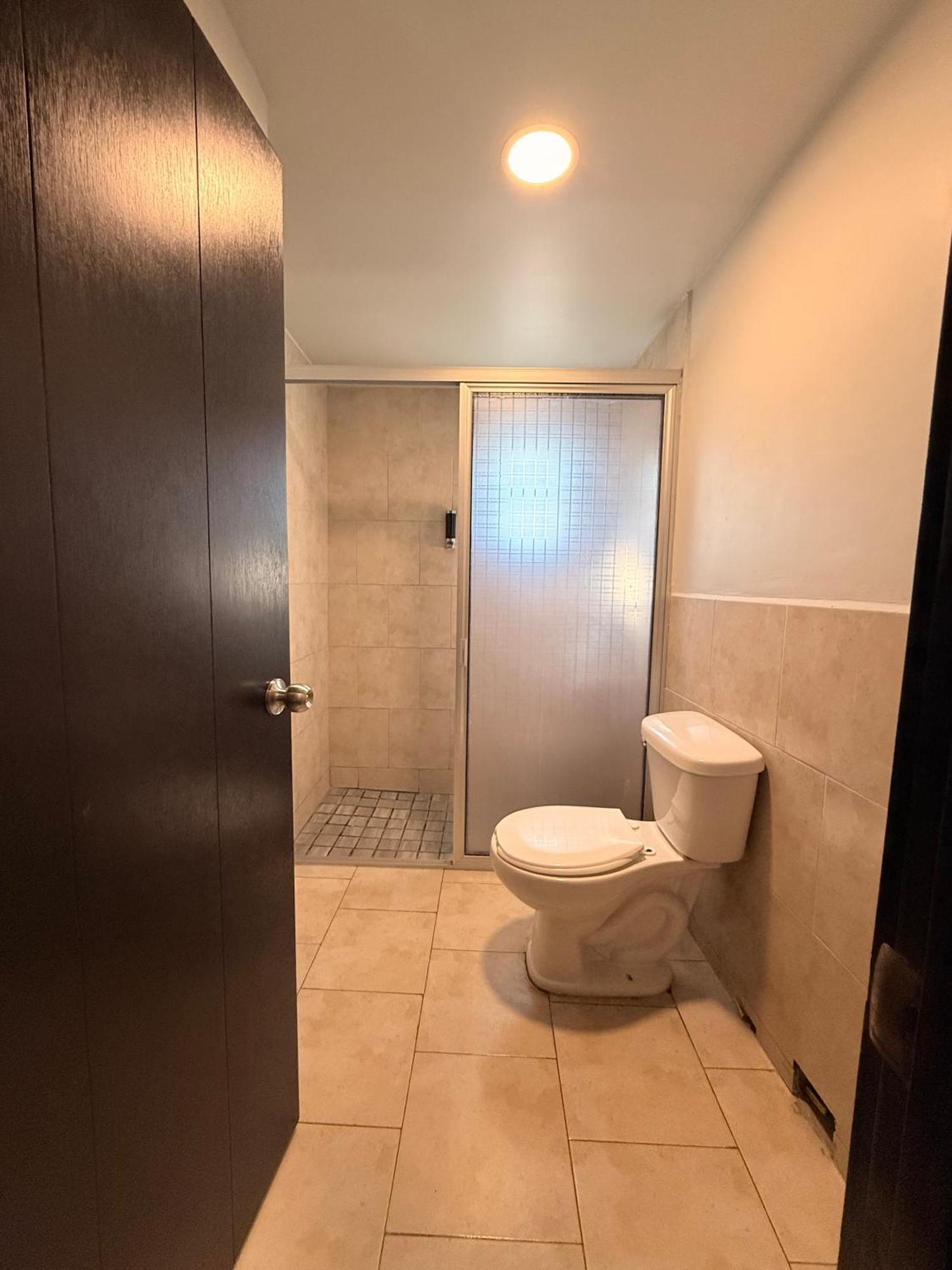 King Room,1736993558:JPEG