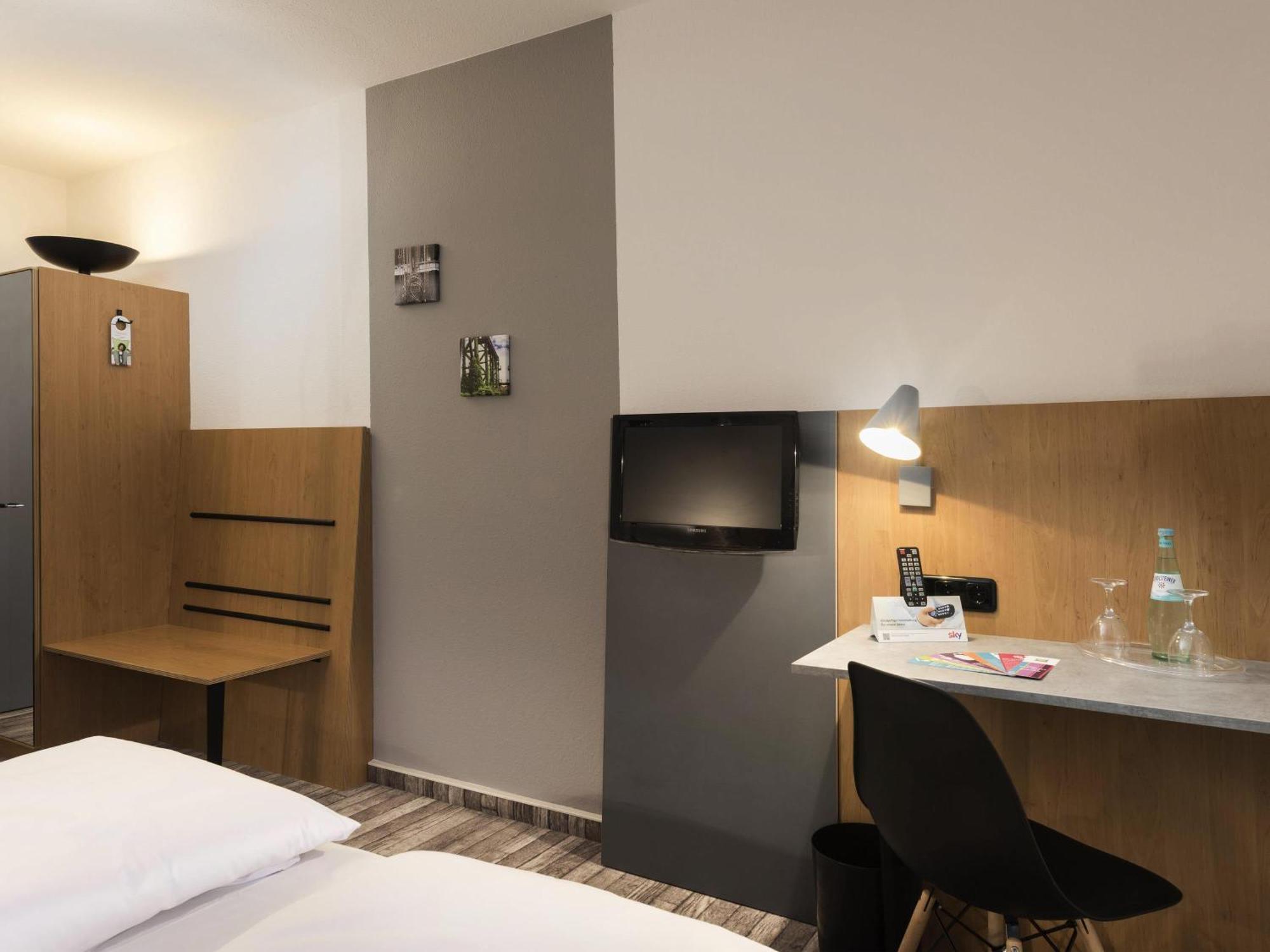 Superior Single Room Courtyard Side,1739360254:JPEG
