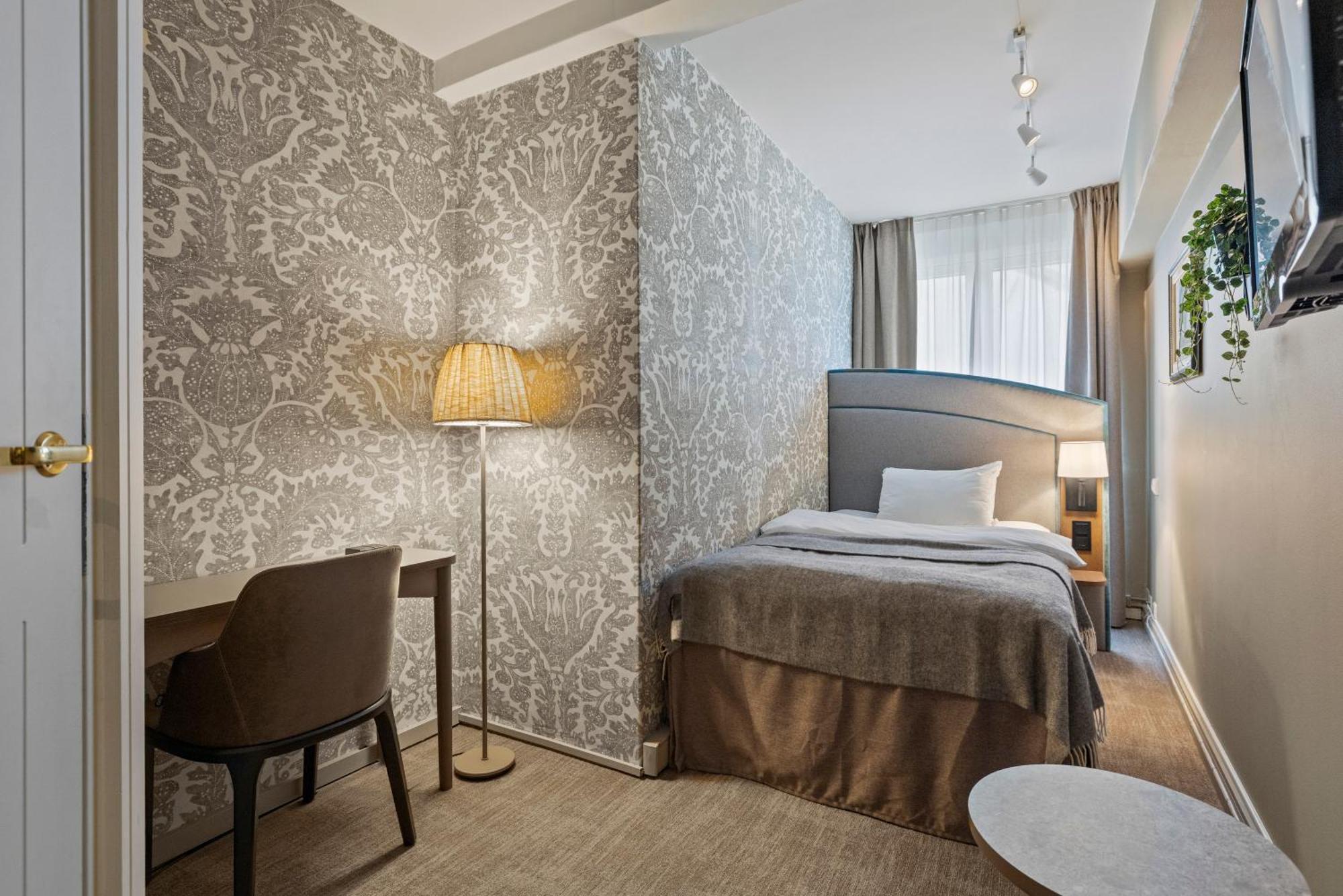 Compact Single