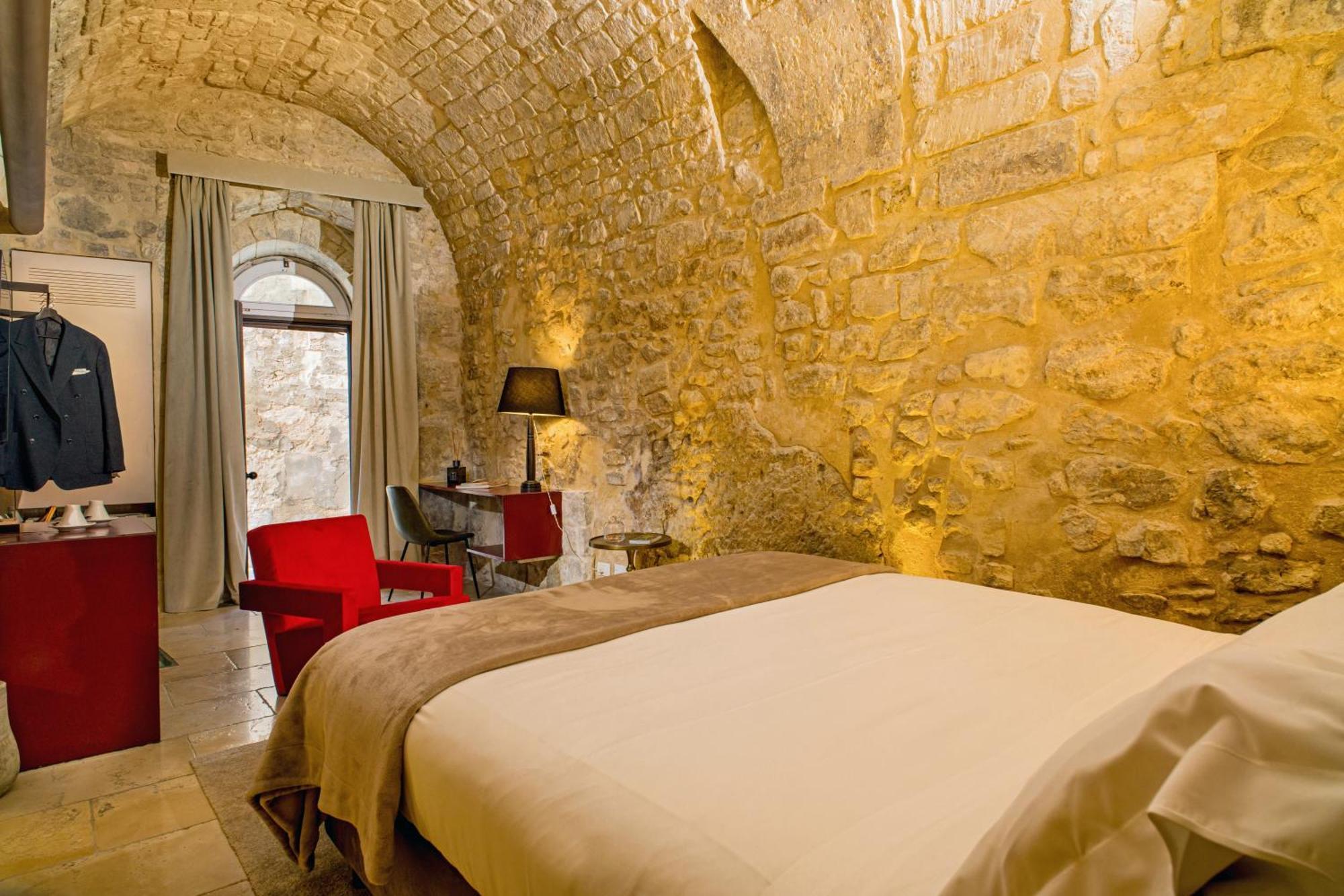 Deluxe Junior Suite