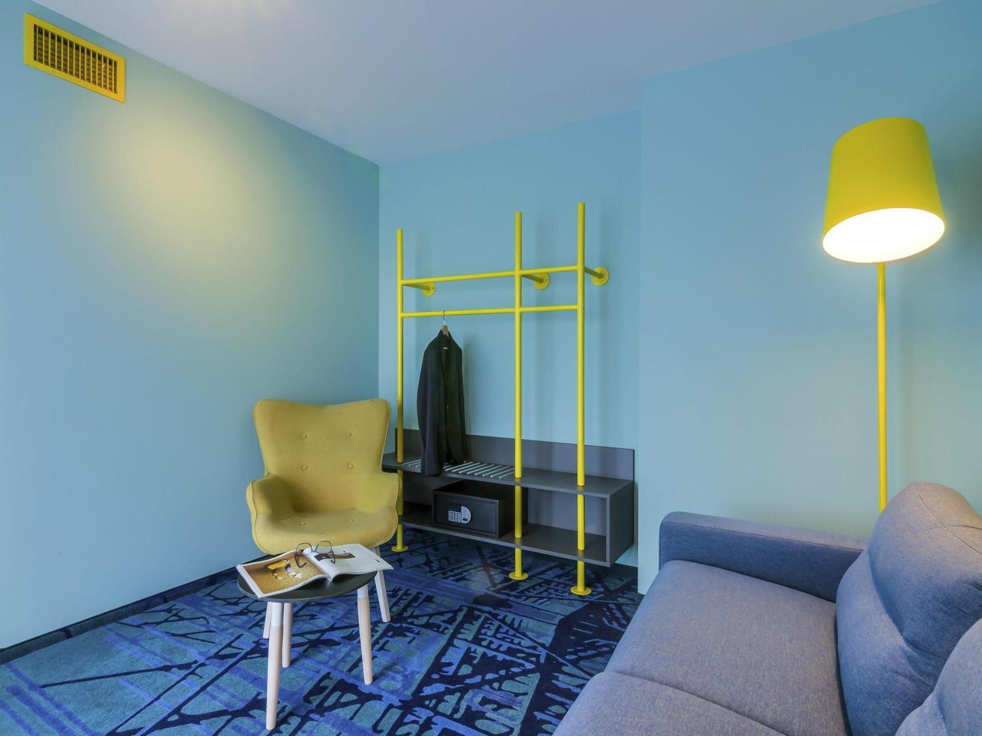 Family Room with sofa bed