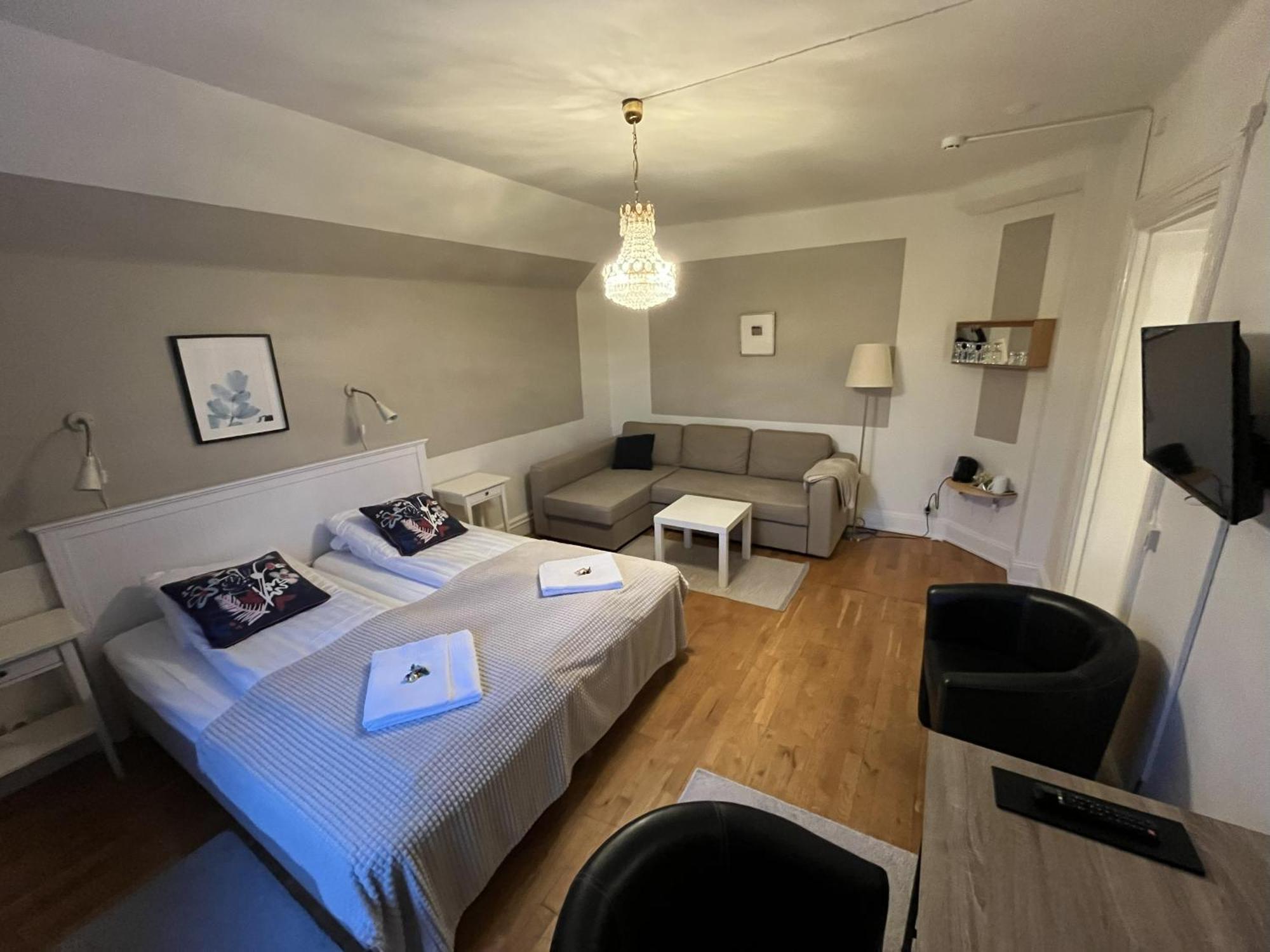 Double Room with Lake View