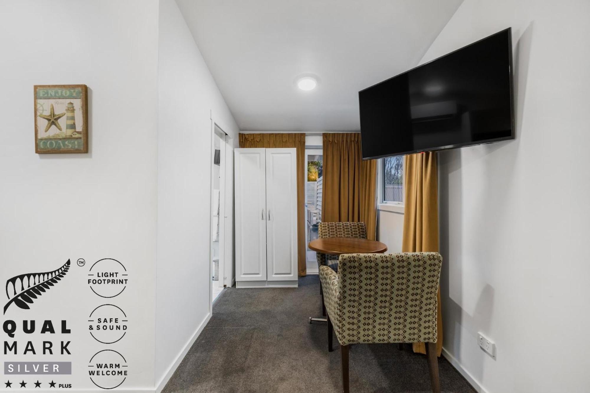 Deluxe King Studio a Lake Mountain View
