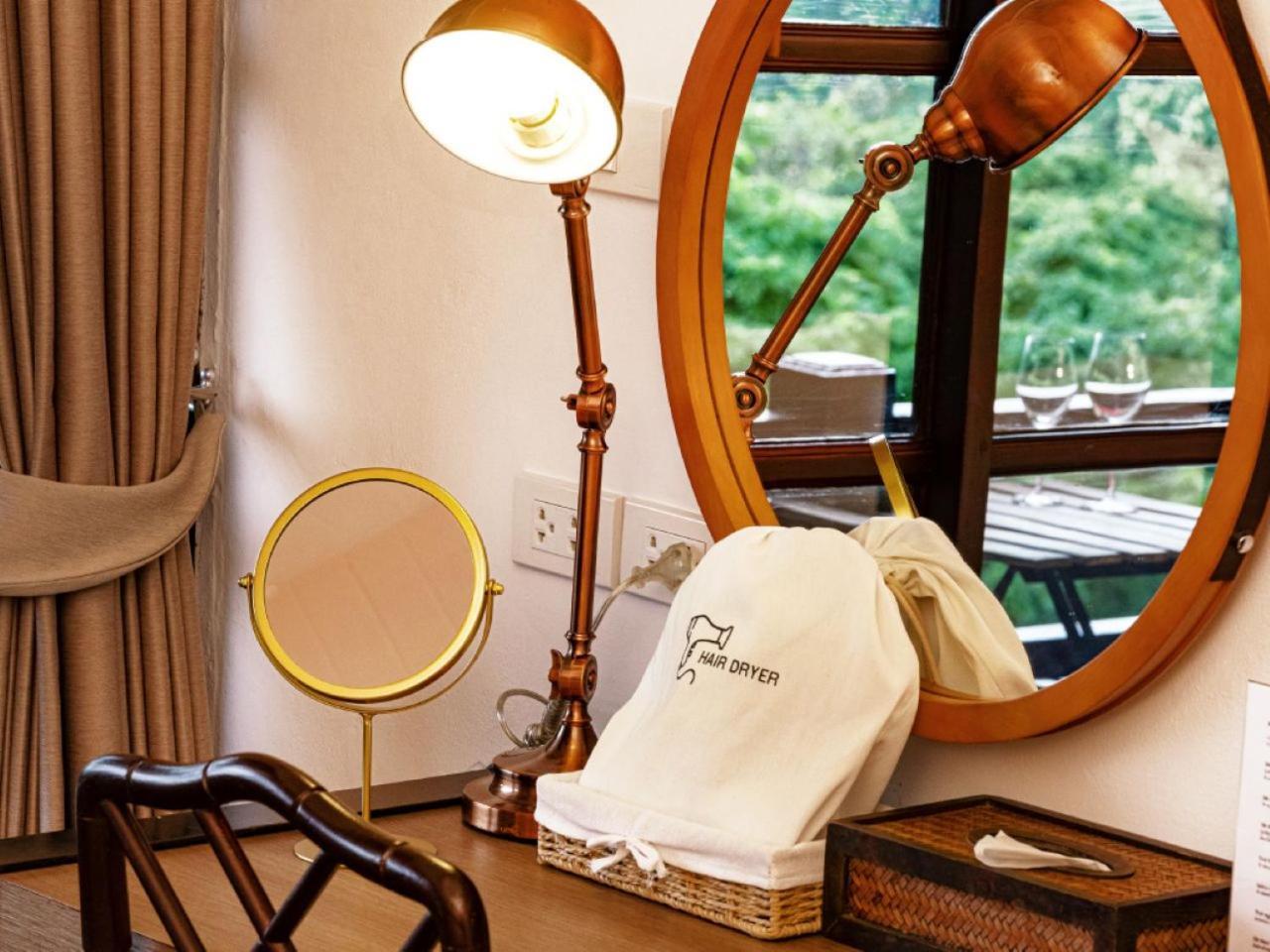 Tree House Junior Suite