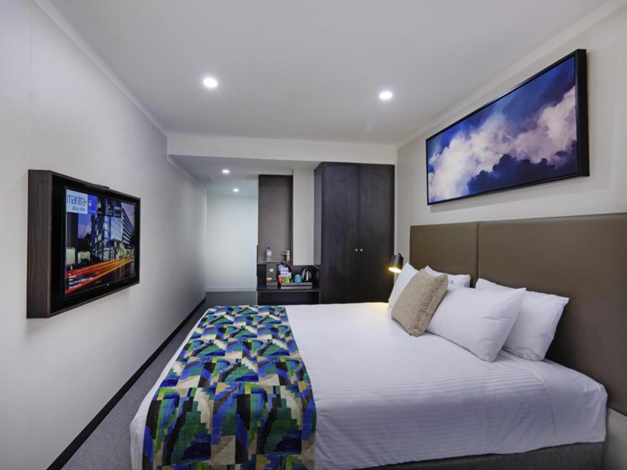 Special Access with King Bed