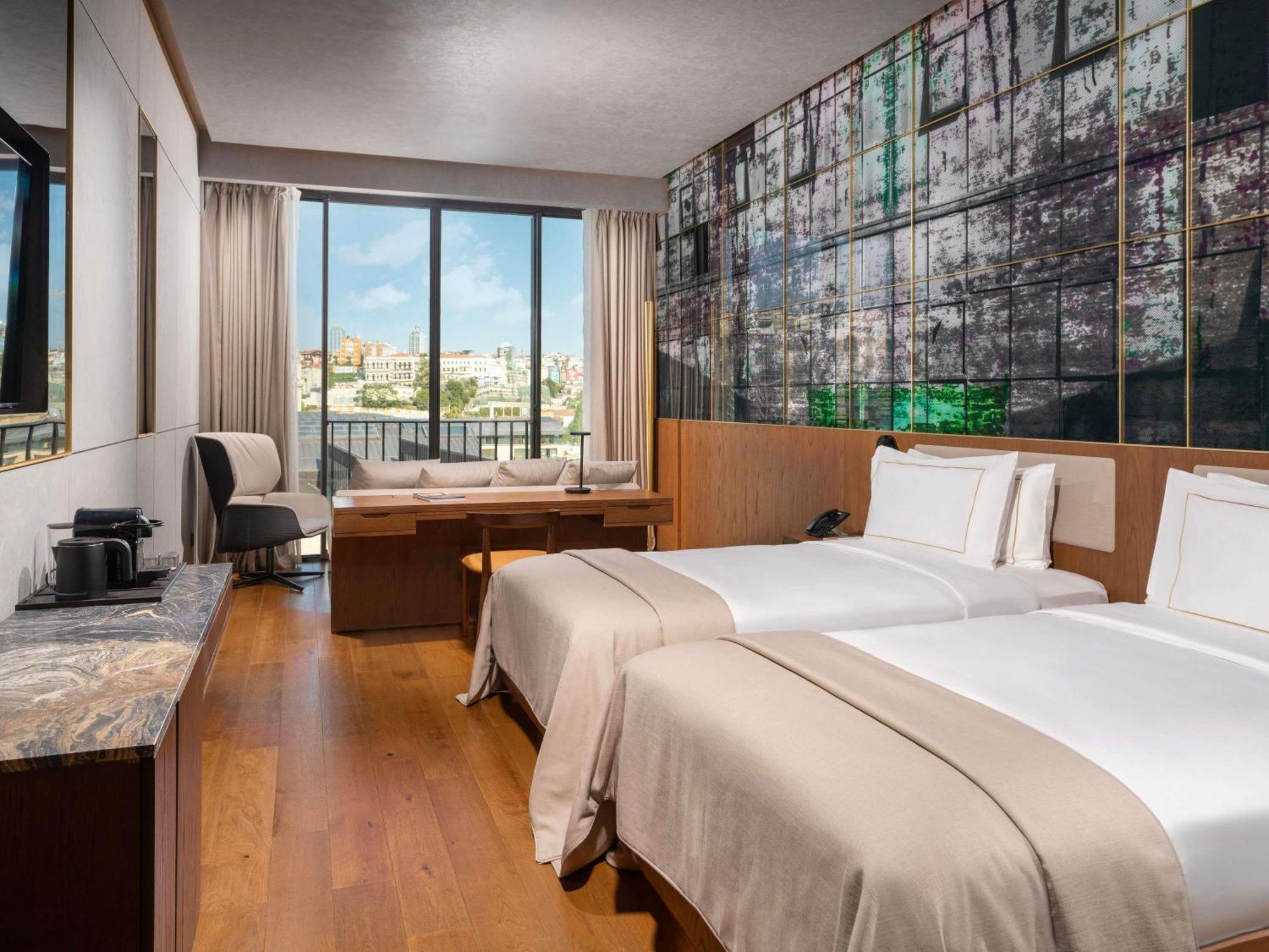 Premium Suite mit 2 Schlafzimmern und Balkon – Zugang zu Nickelodeon Play