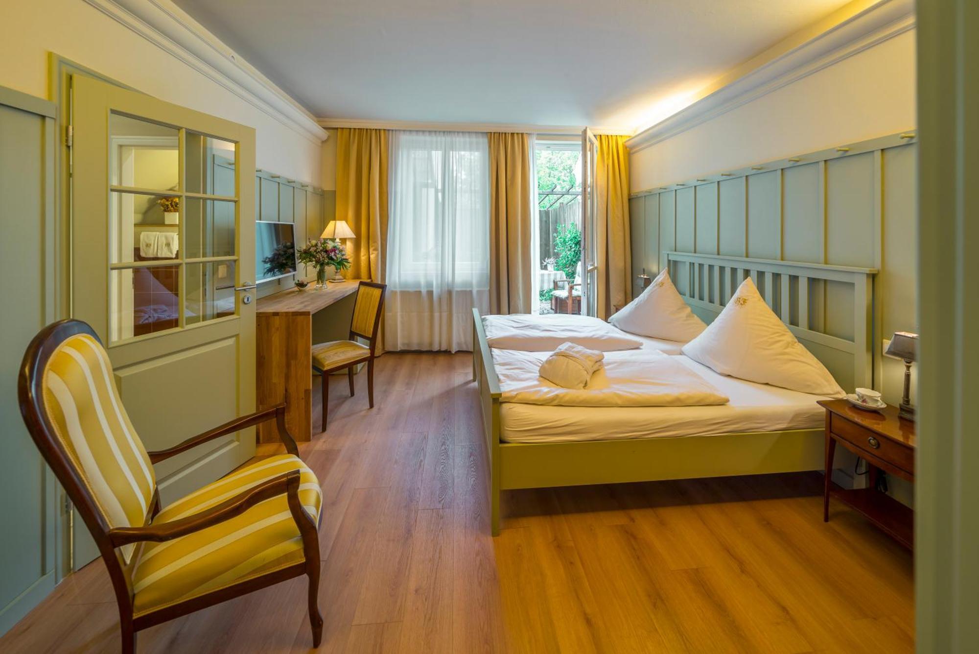 Doppelzimmer mit Terrasse