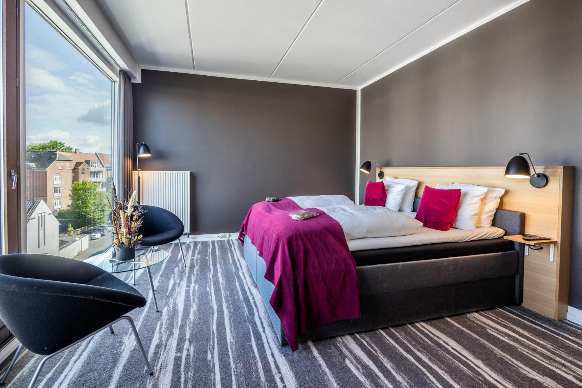 Posh Room