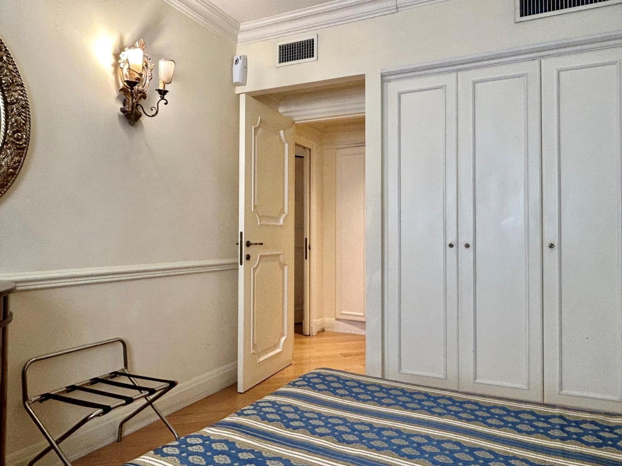 Classic One-Bedroom Apartment