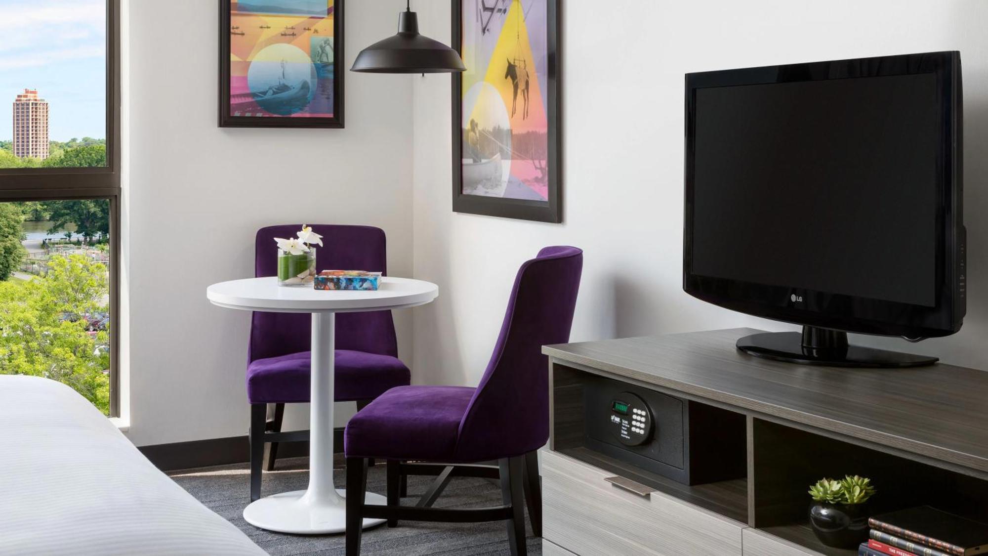 Standard King Room