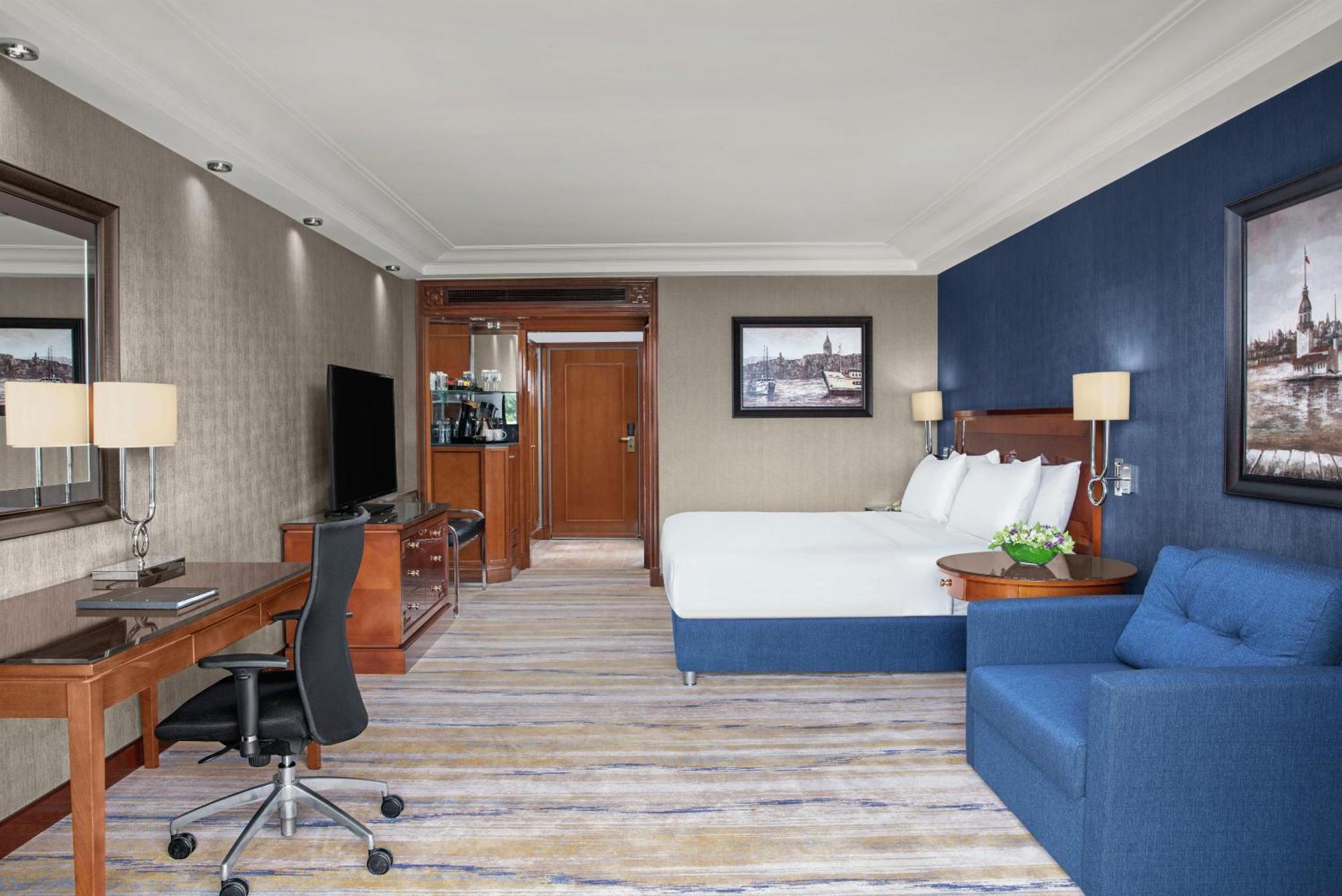 Suite Familiar Garden con balcón y acceso al salón executive