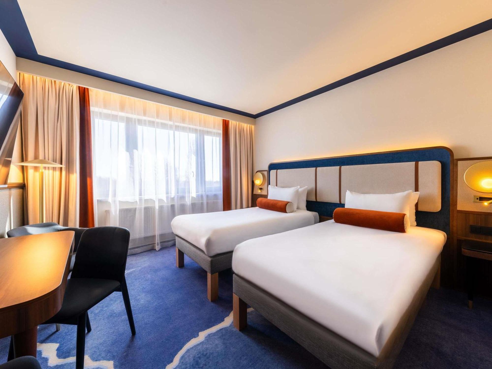 Classic Twin Room Sea View